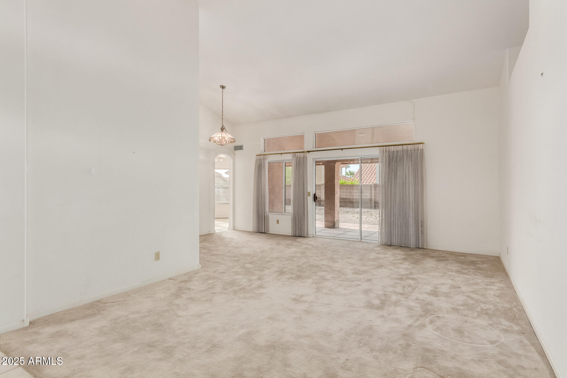 3627 E SALTSAGE Drive