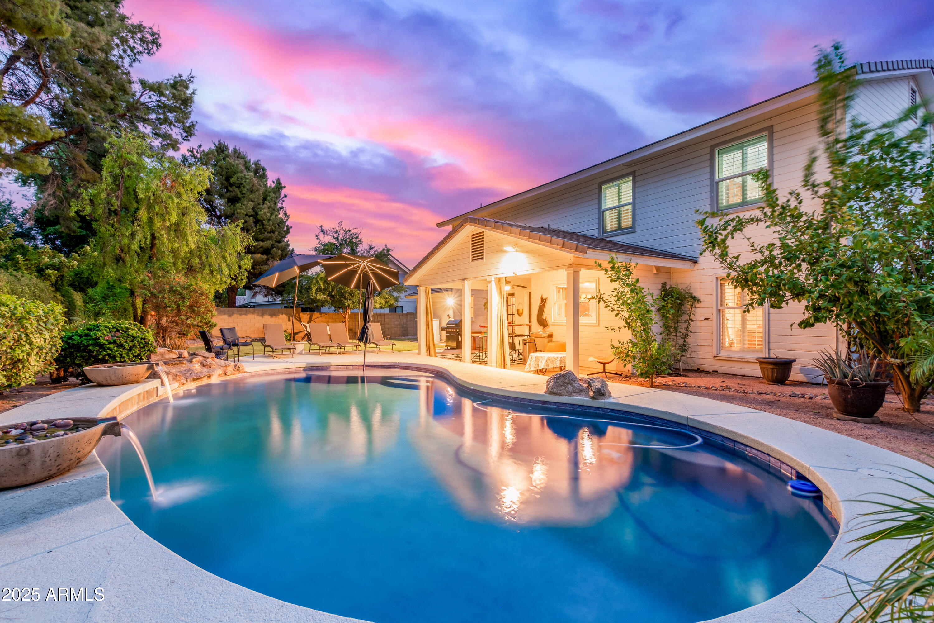 1934 E ENROSE Street