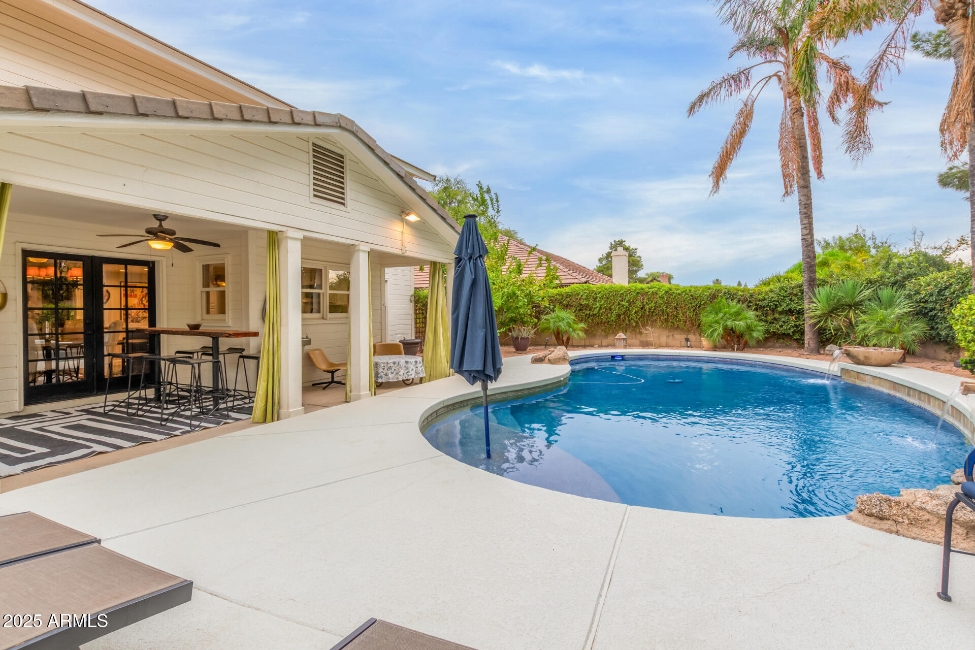 1934 E ENROSE Street