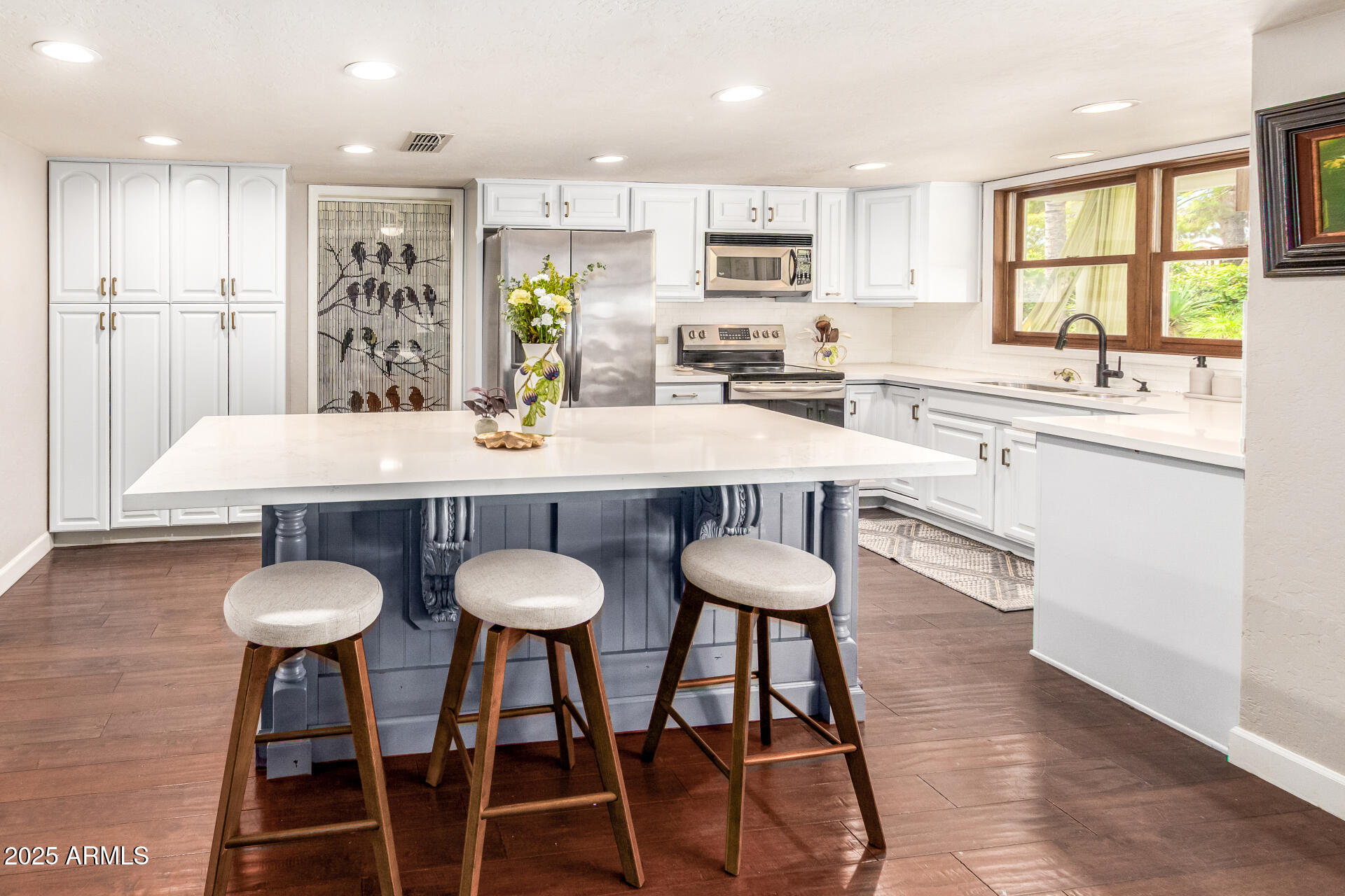 1934 E ENROSE Street