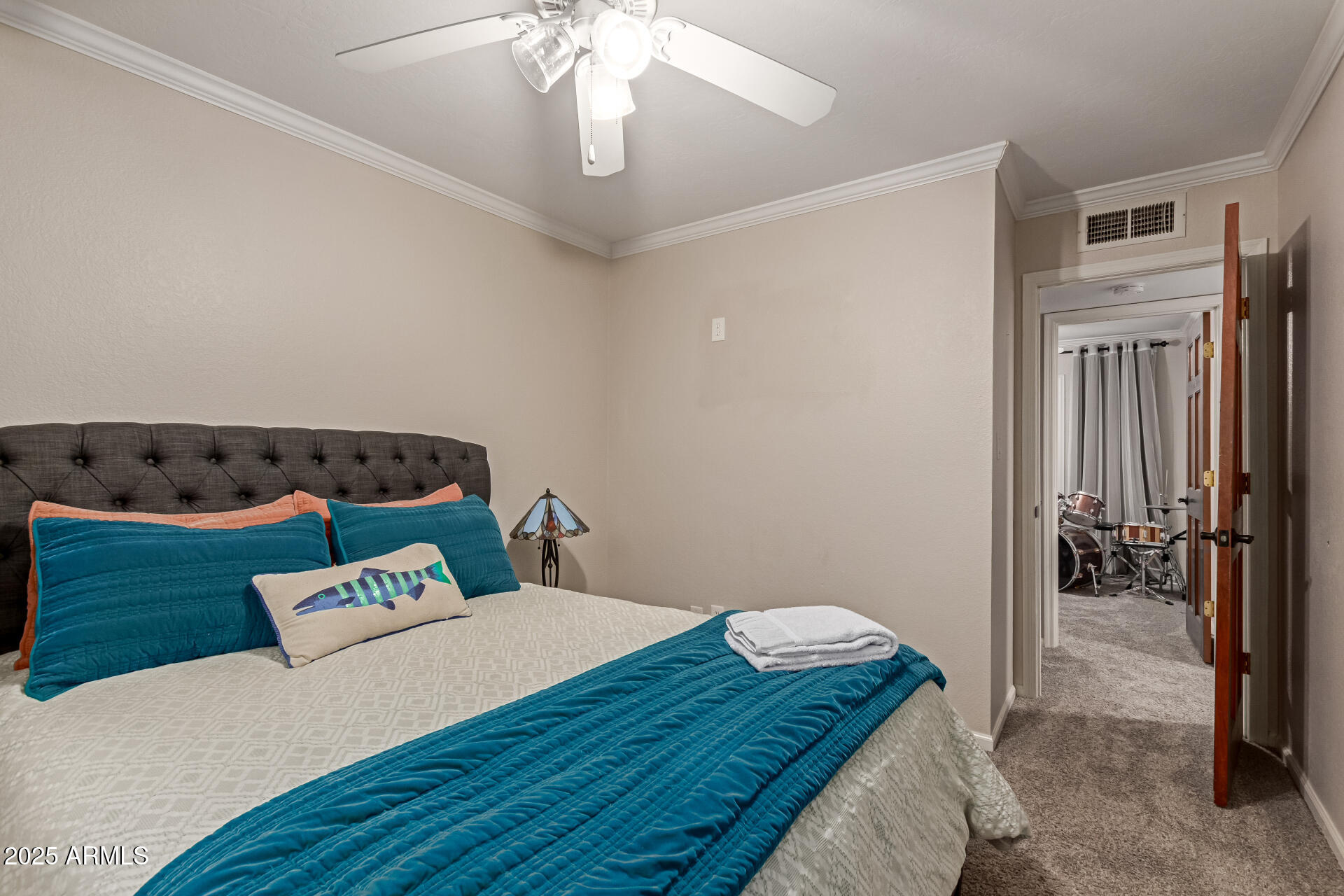 1934 E ENROSE Street