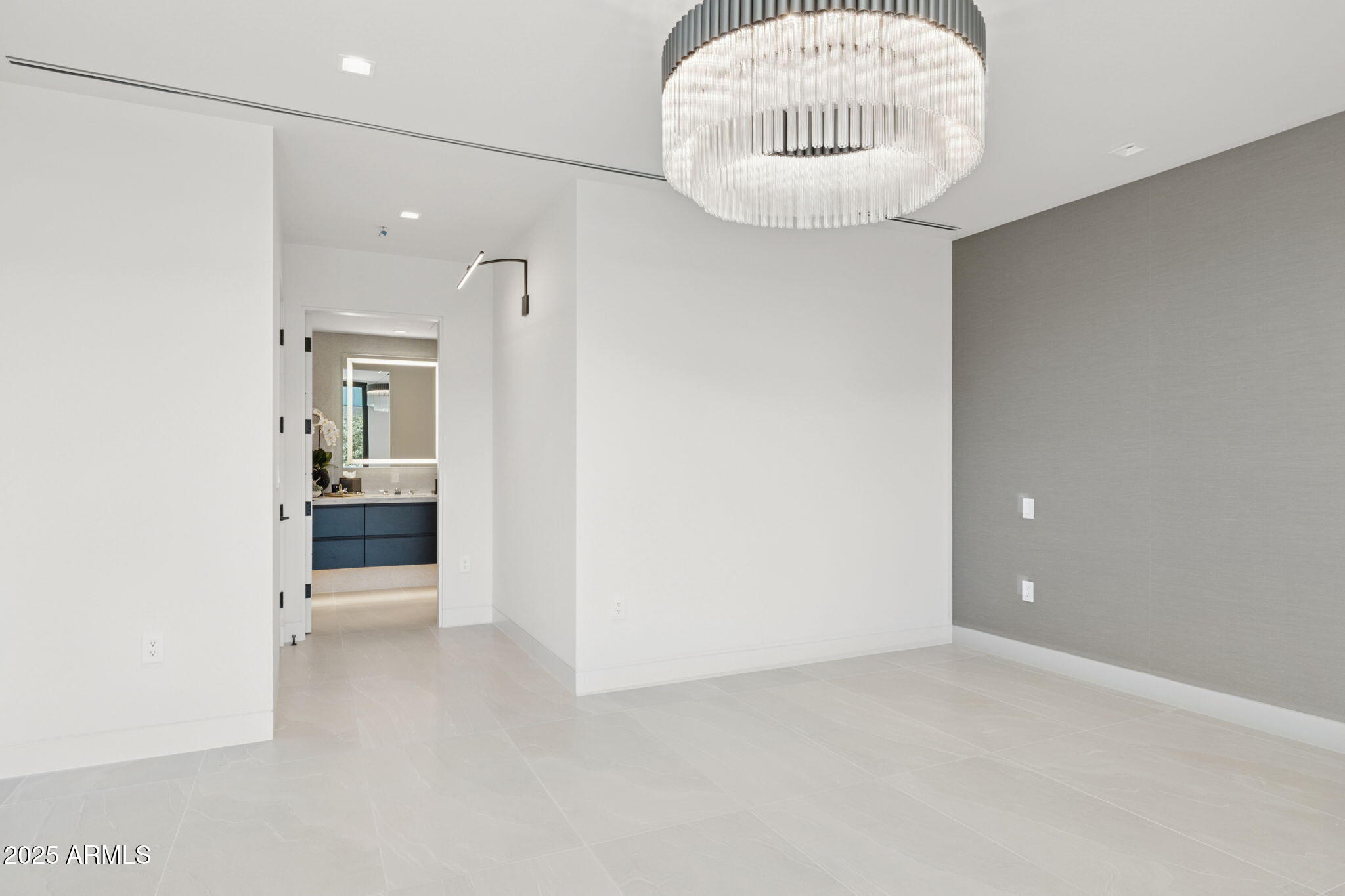 6587 N PALMERAIE Boulevard, 2020