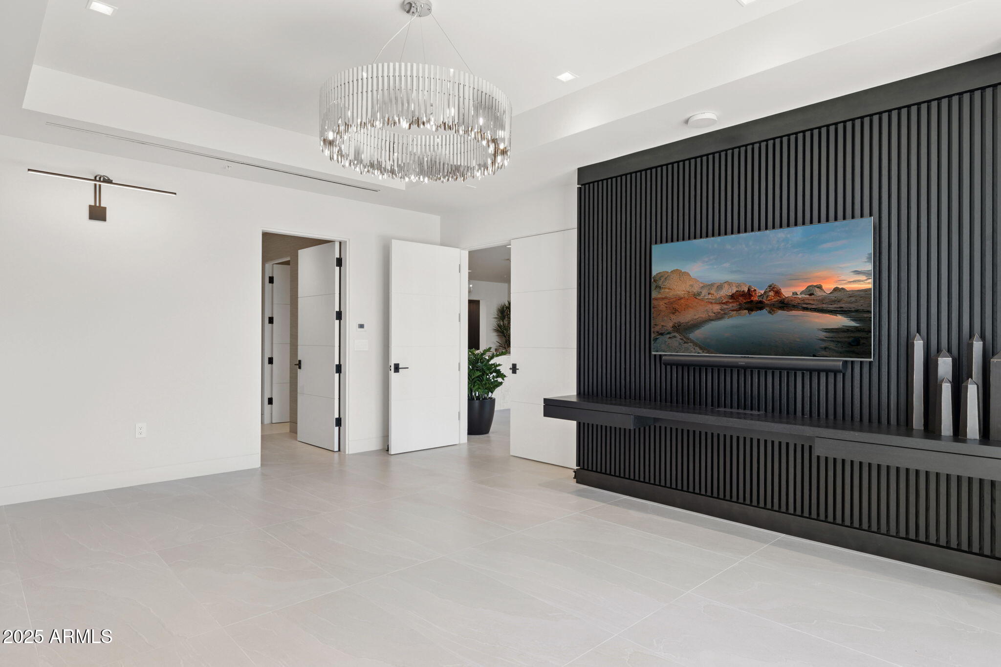 6587 N PALMERAIE Boulevard, 2020