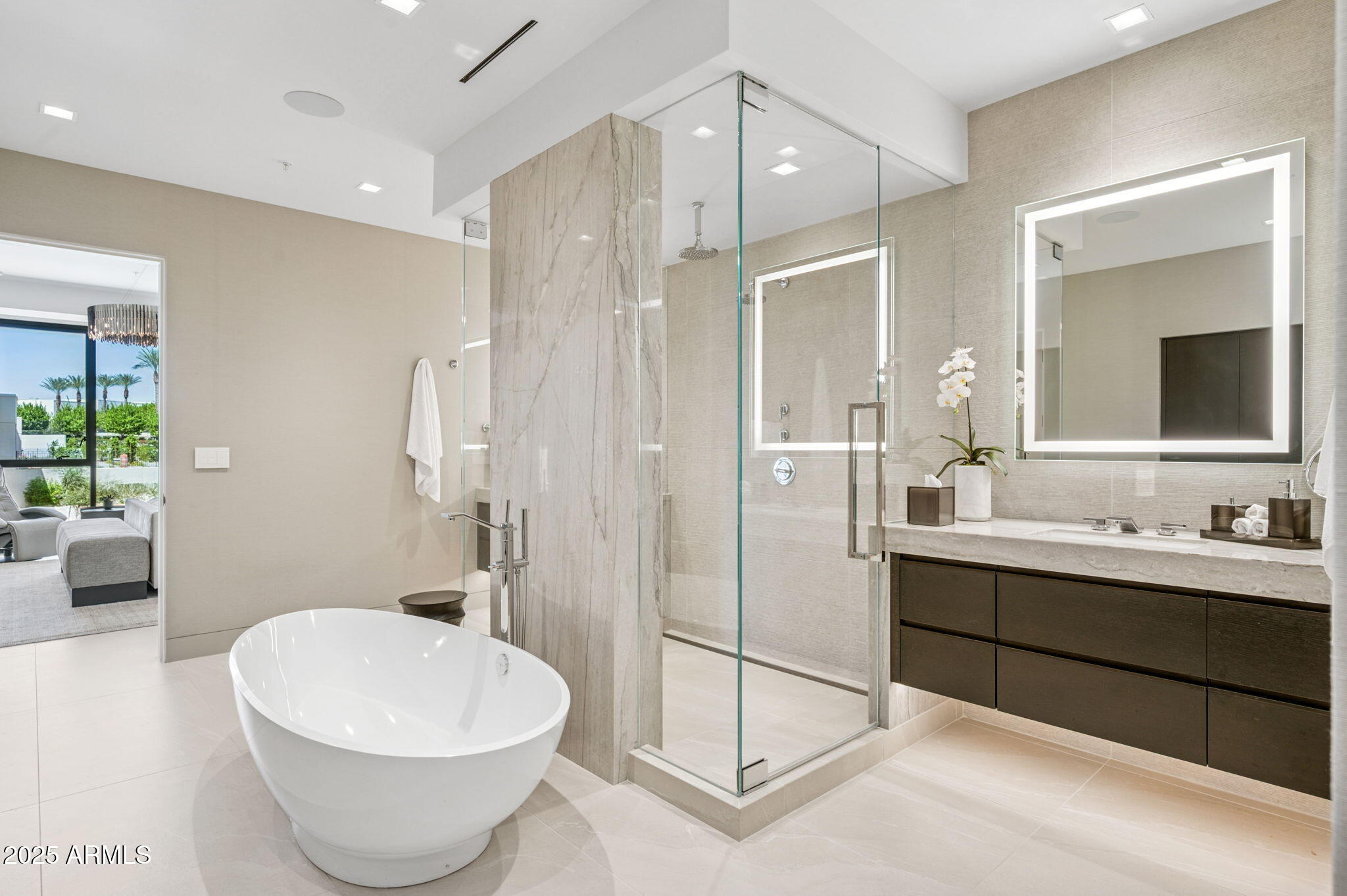 6587 N PALMERAIE Boulevard, 2020