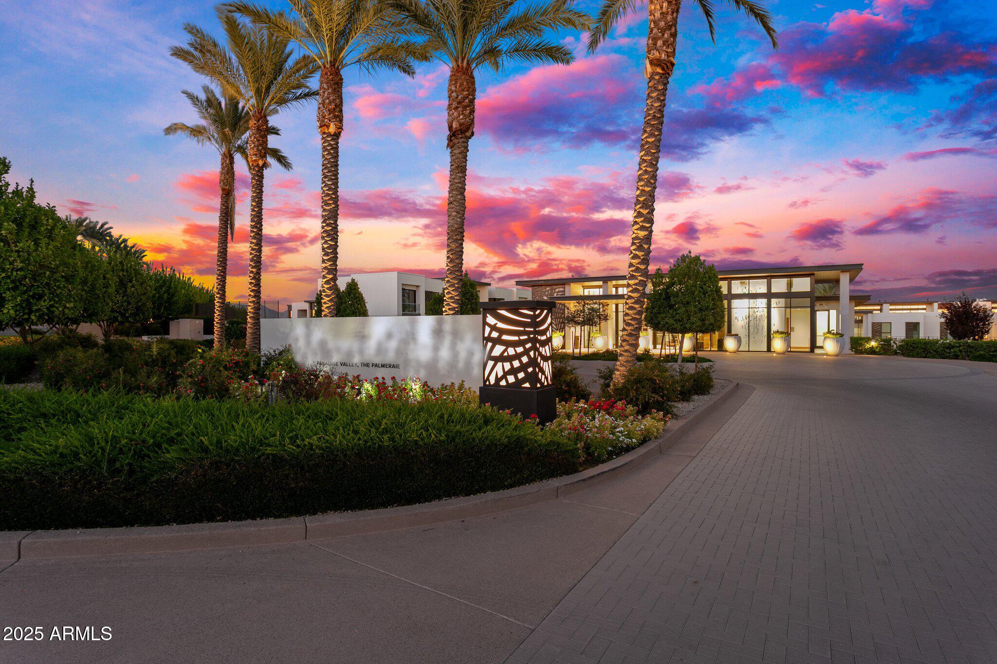 6587 N PALMERAIE Boulevard, 2020