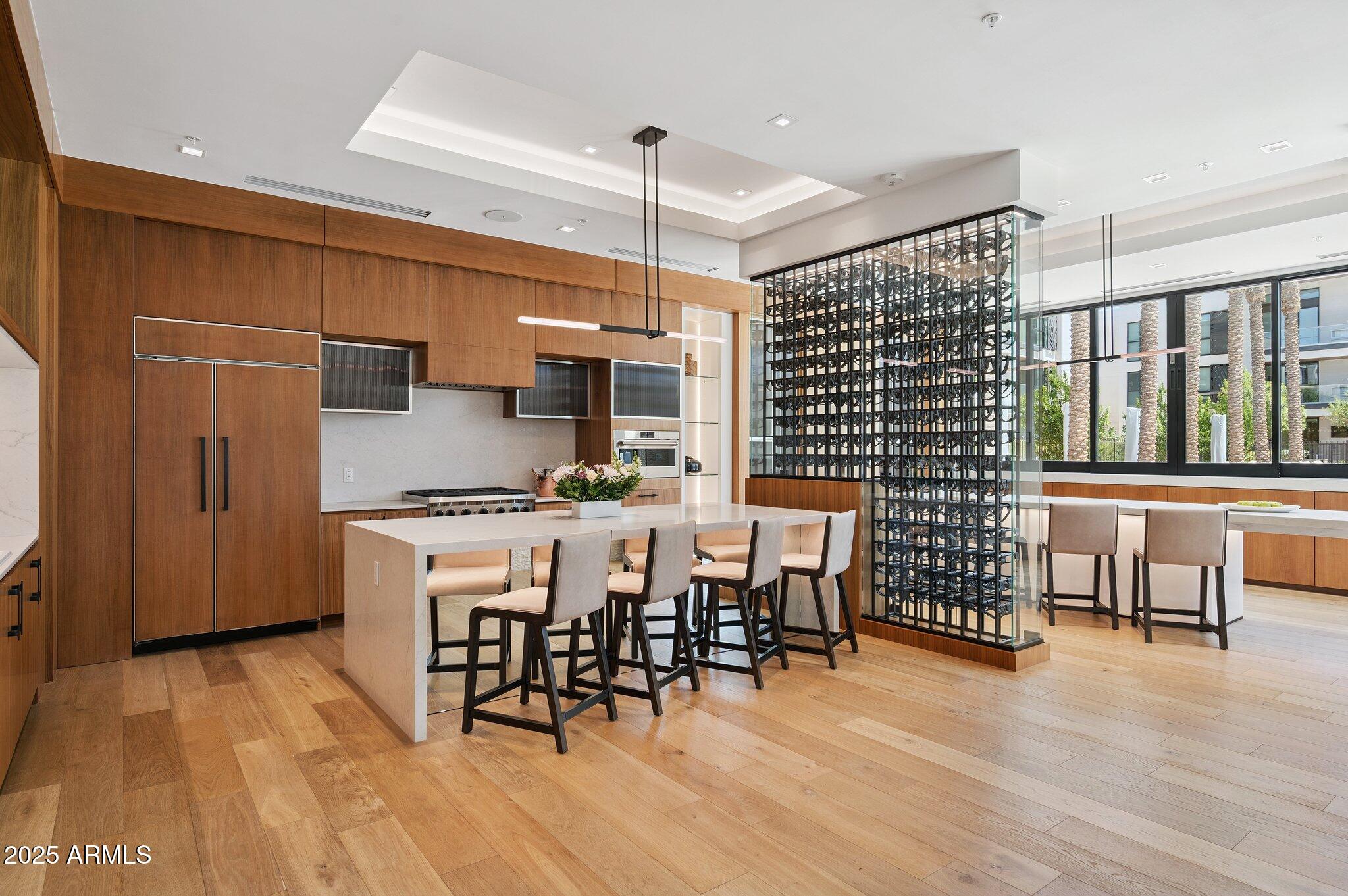 6587 N PALMERAIE Boulevard, 2020