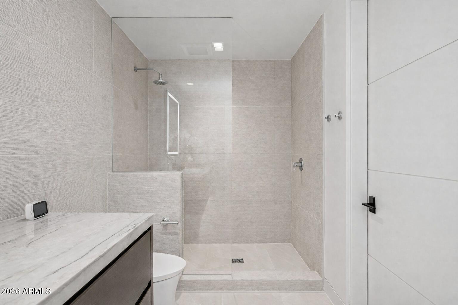 6587 N PALMERAIE Boulevard, 2020