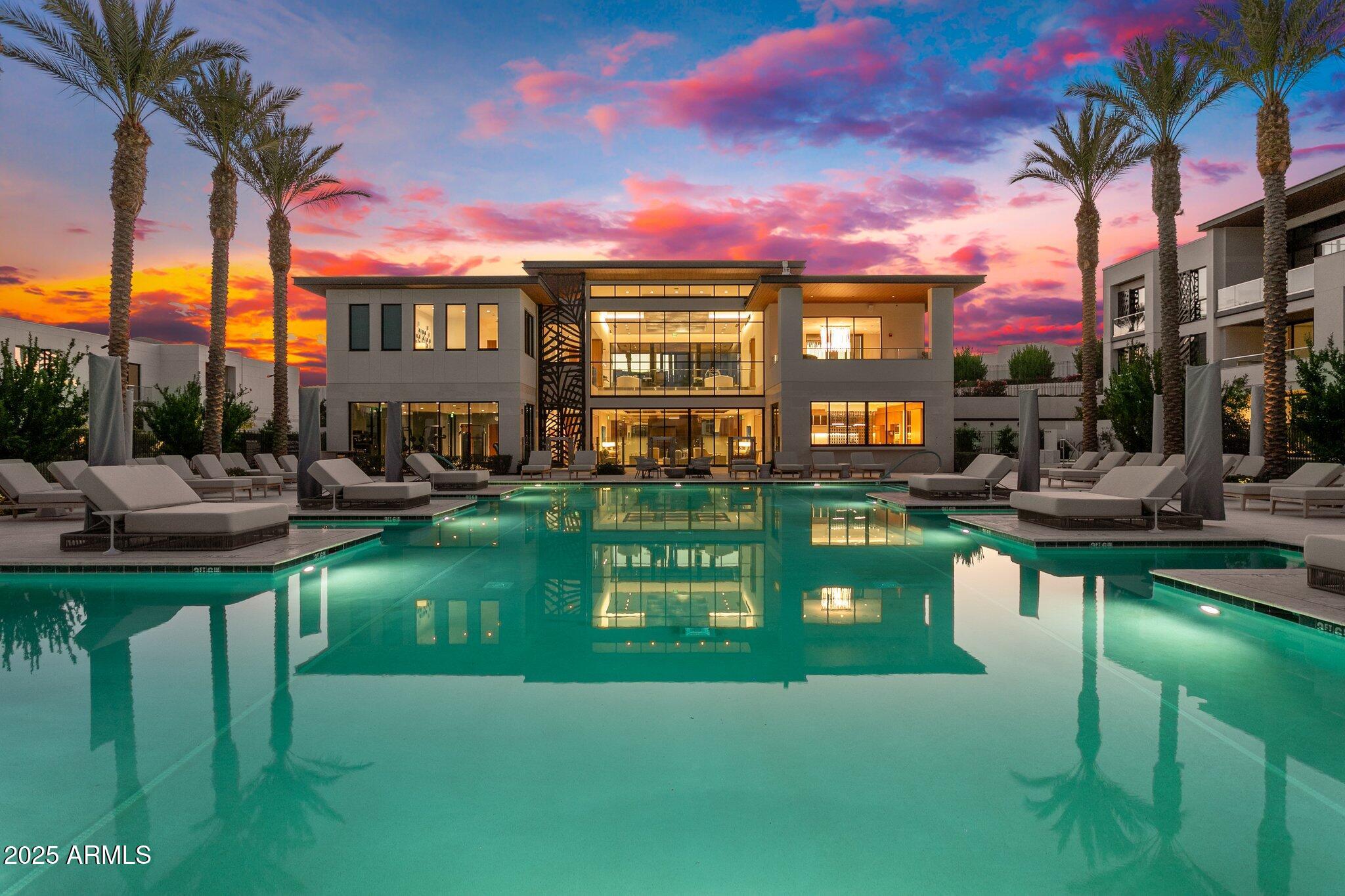 6587 N PALMERAIE Boulevard, 2020