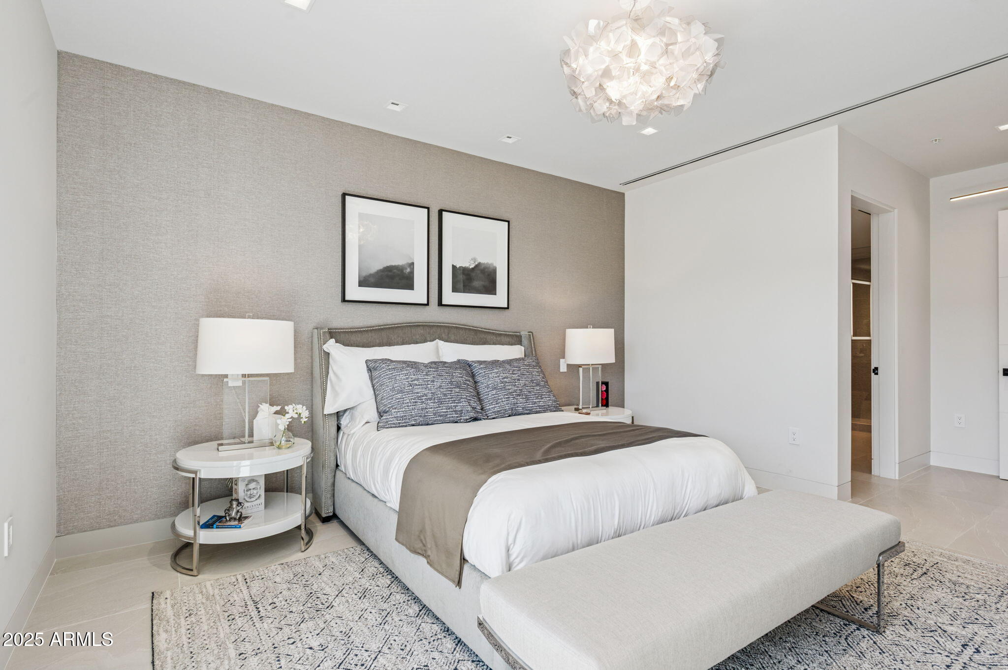 6587 N PALMERAIE Boulevard, 2020