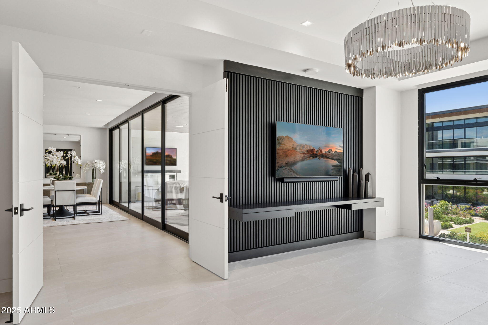 6587 N PALMERAIE Boulevard, 2020