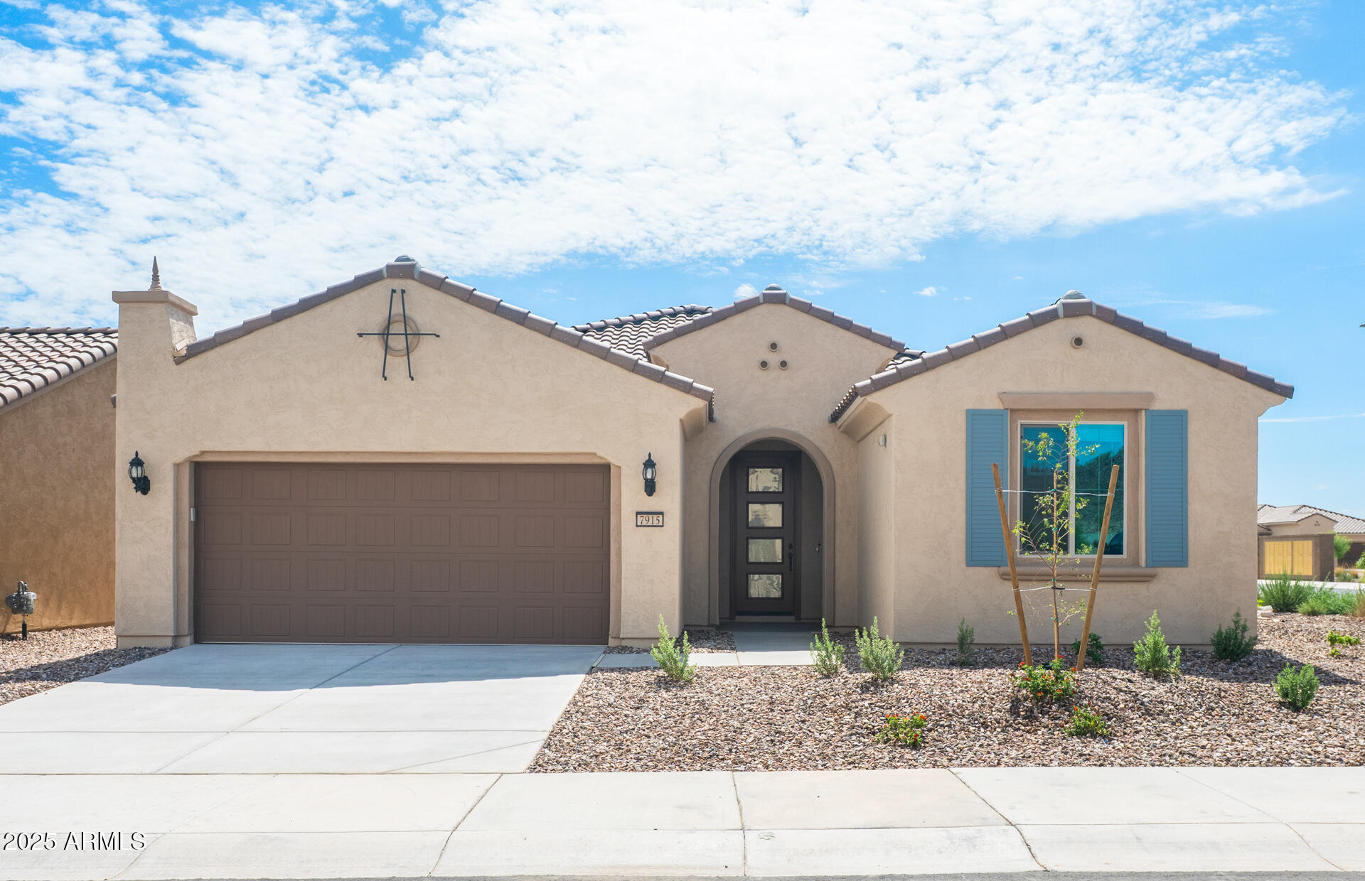 7915 W Cactus Wren Way