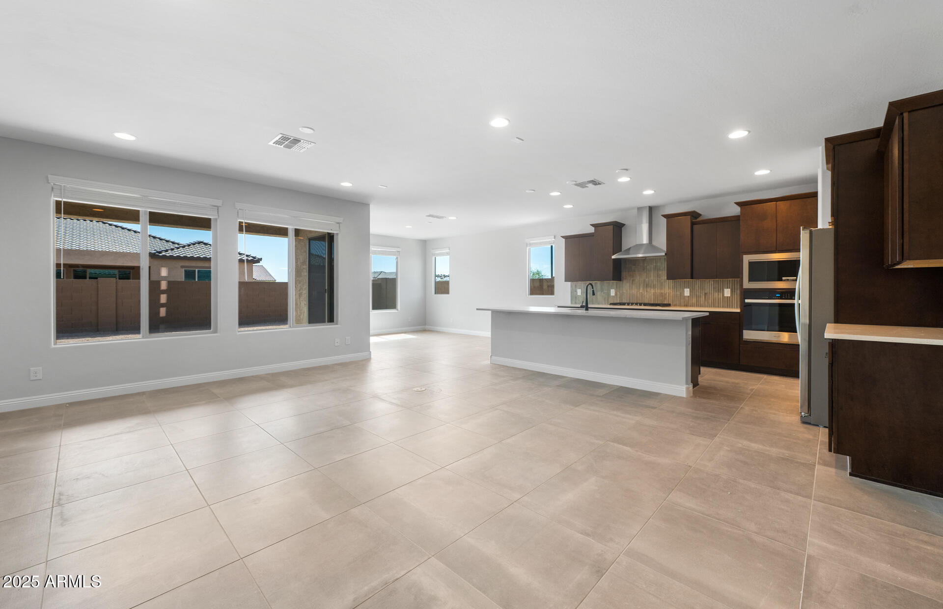 7915 W Cactus Wren Way