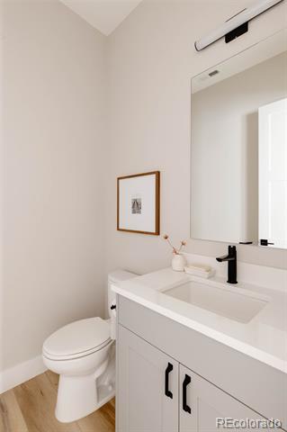 8260 E 36th Avenue Unit: 31