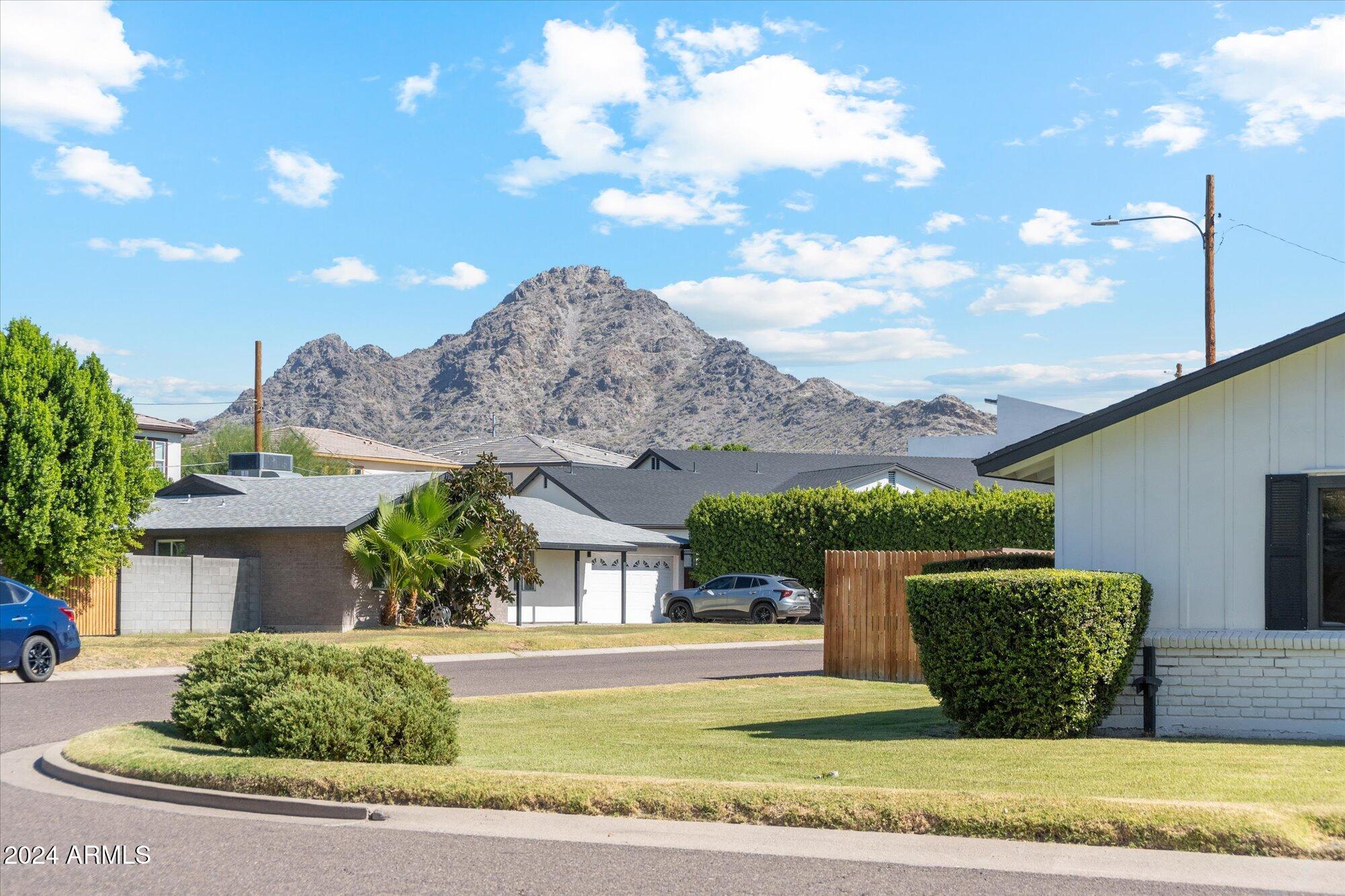 1455 E TUCKEY Lane