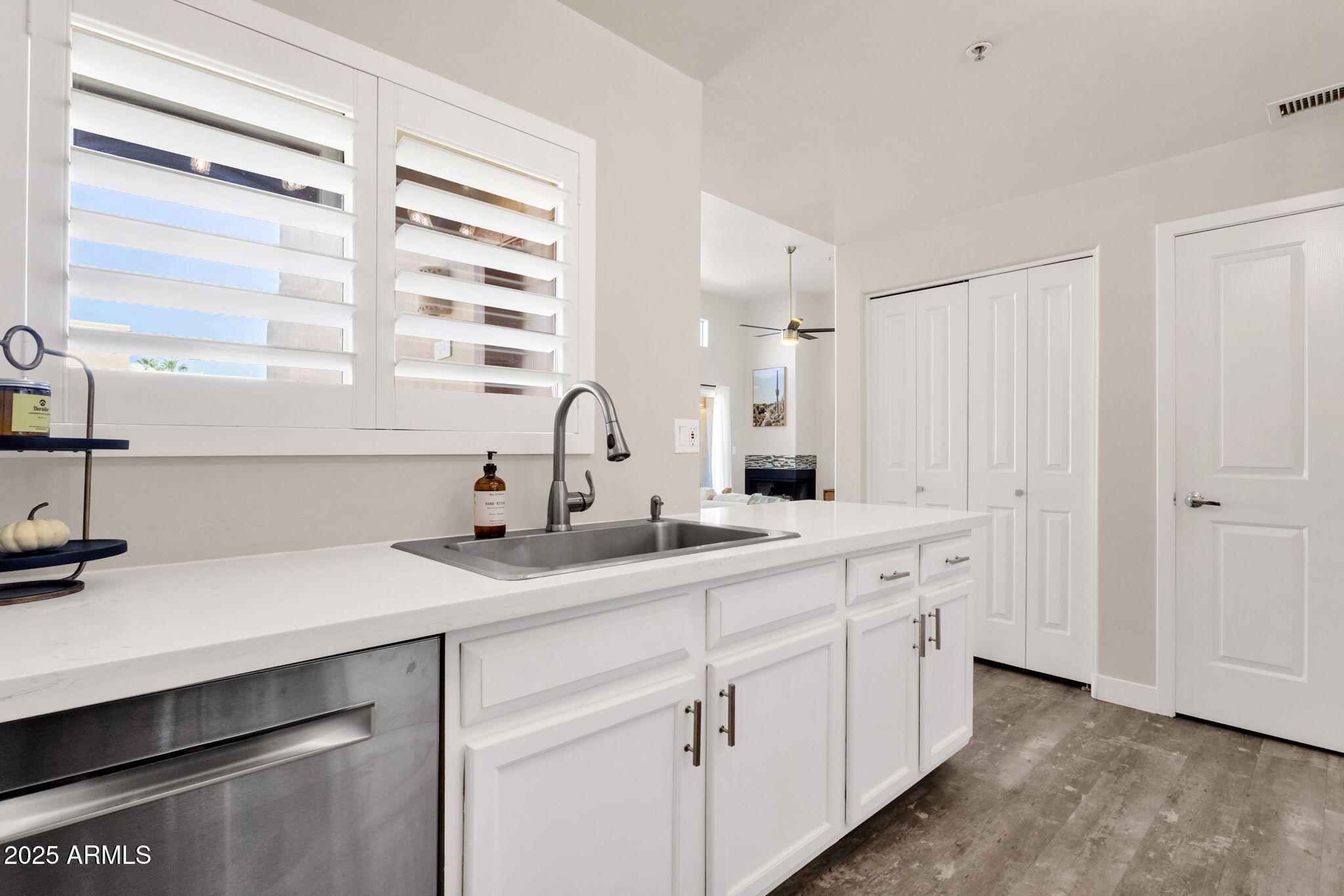 11260 N 92ND Street, 2043