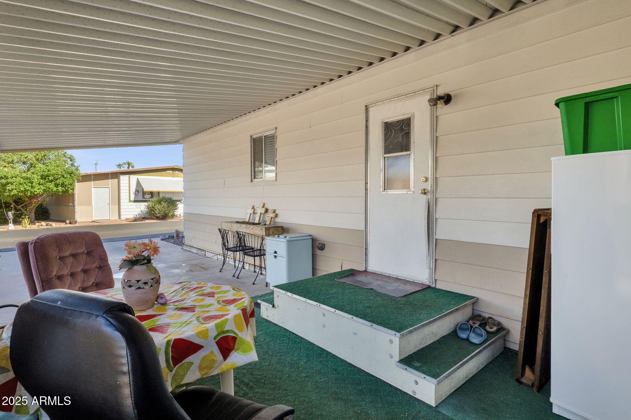 200 E Knox Road, 104