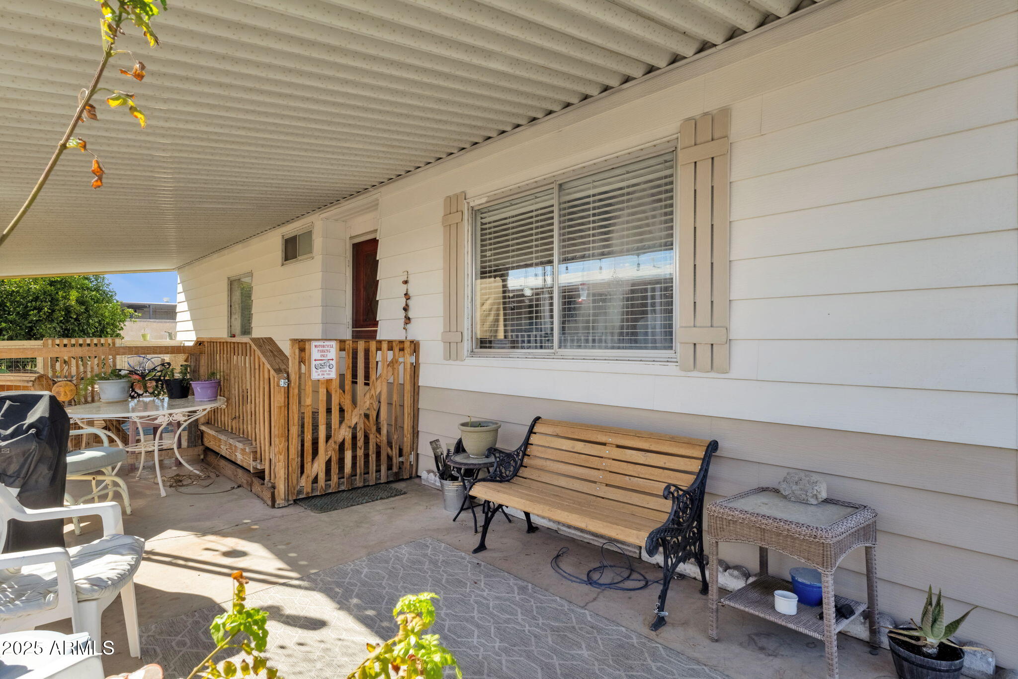 200 E Knox Road, 104