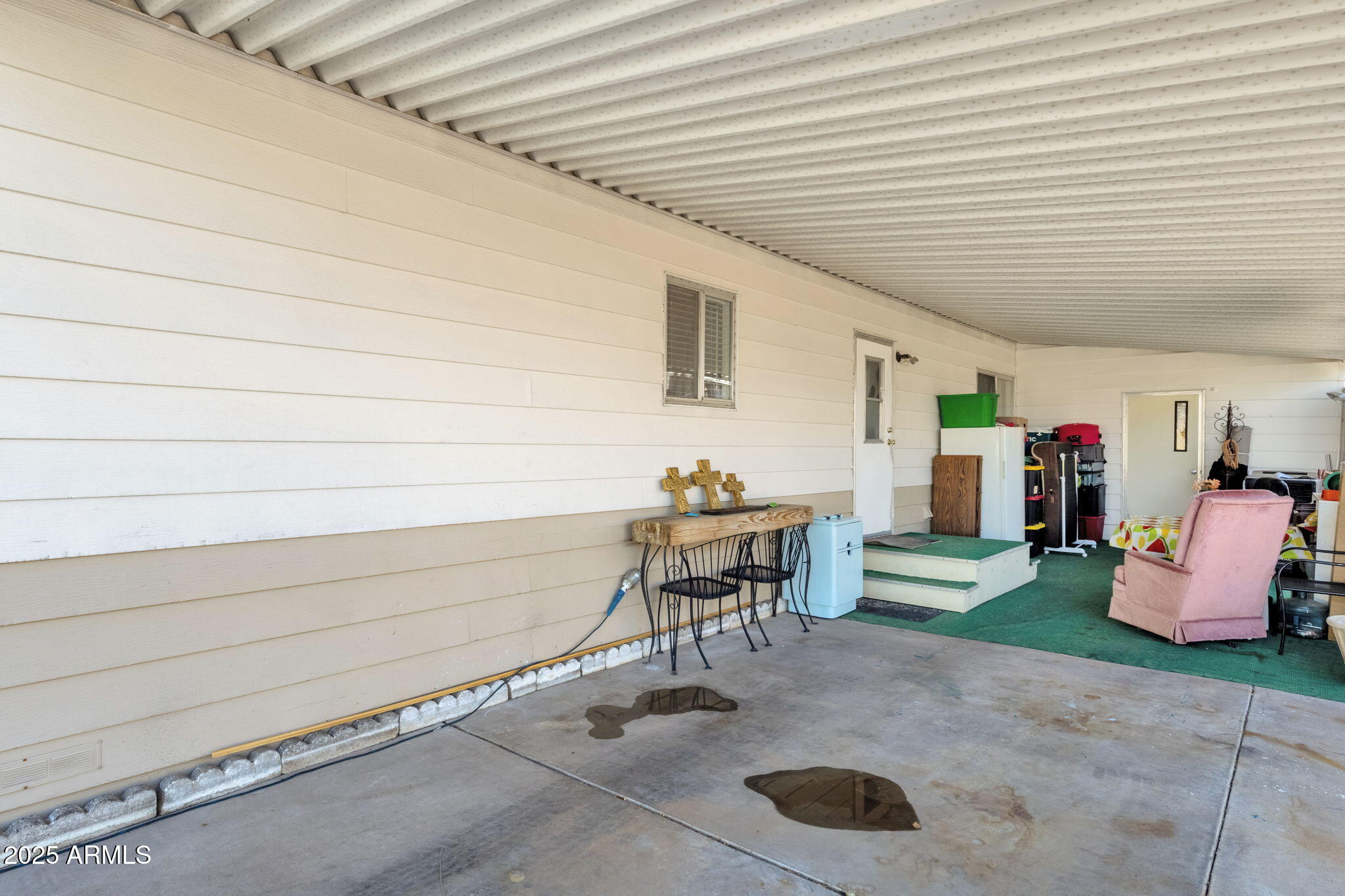 200 E Knox Road, 104