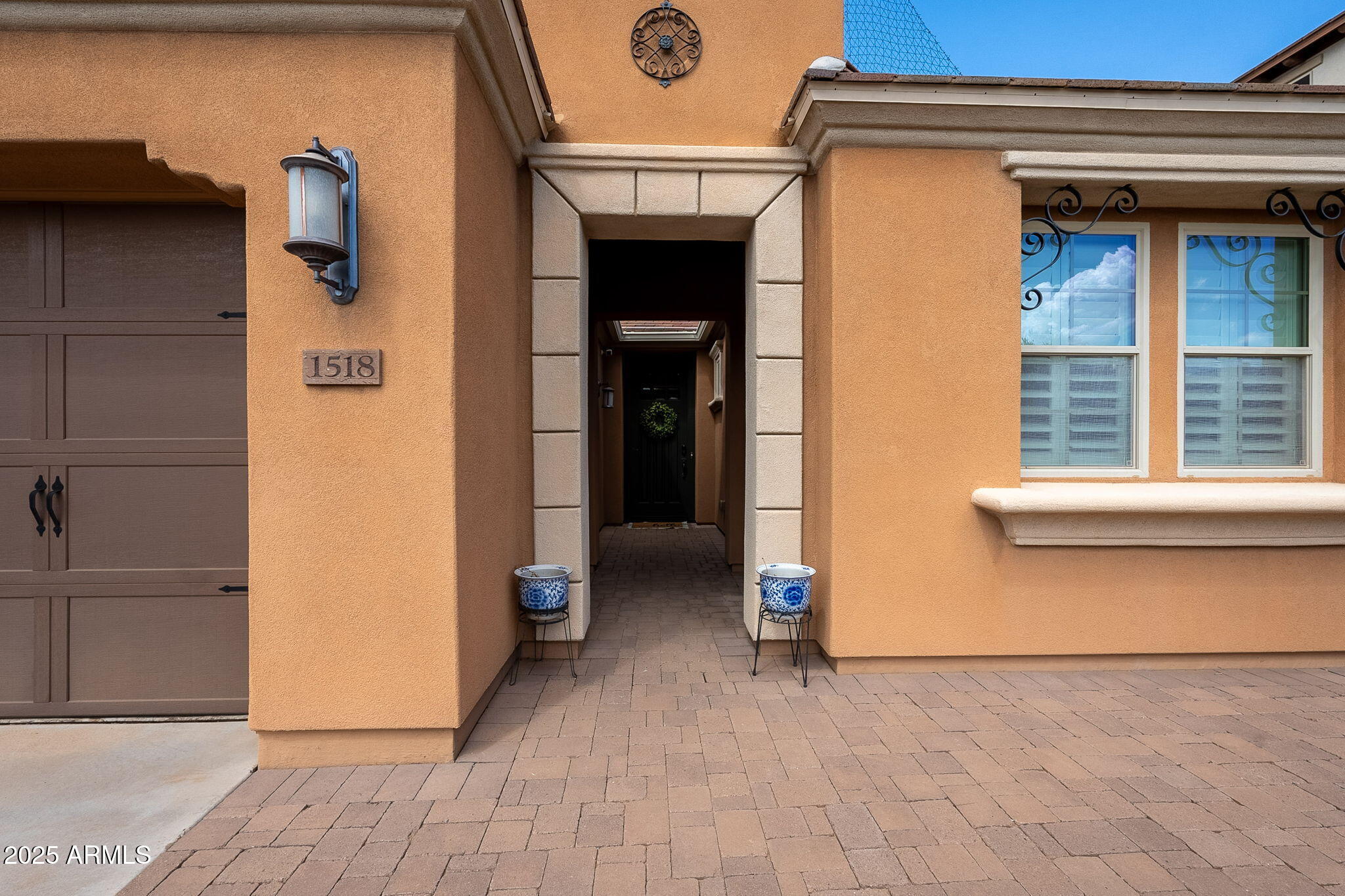 1518 E COPPER Hollow