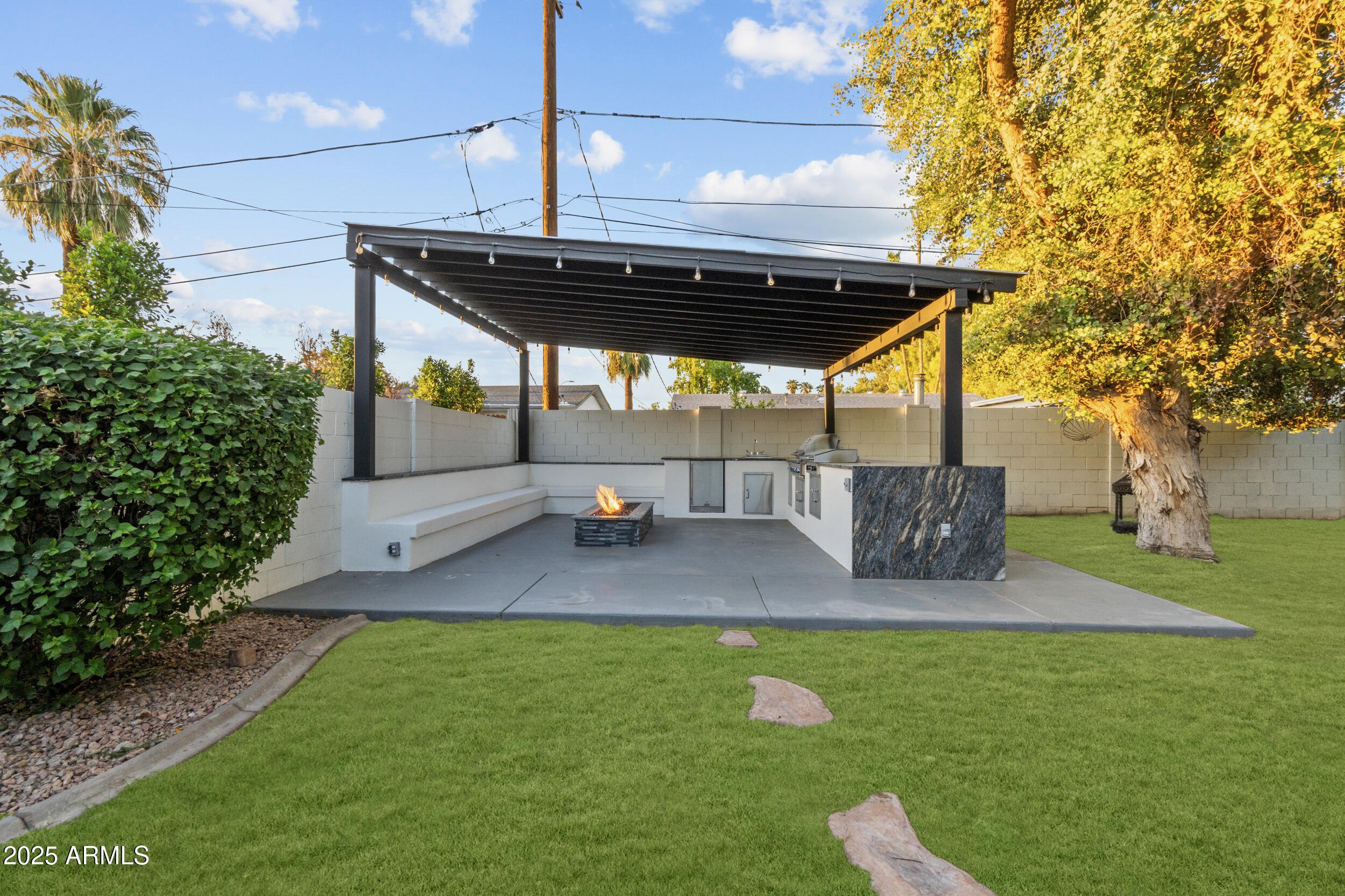 3938 E CHEERY LYNN Road