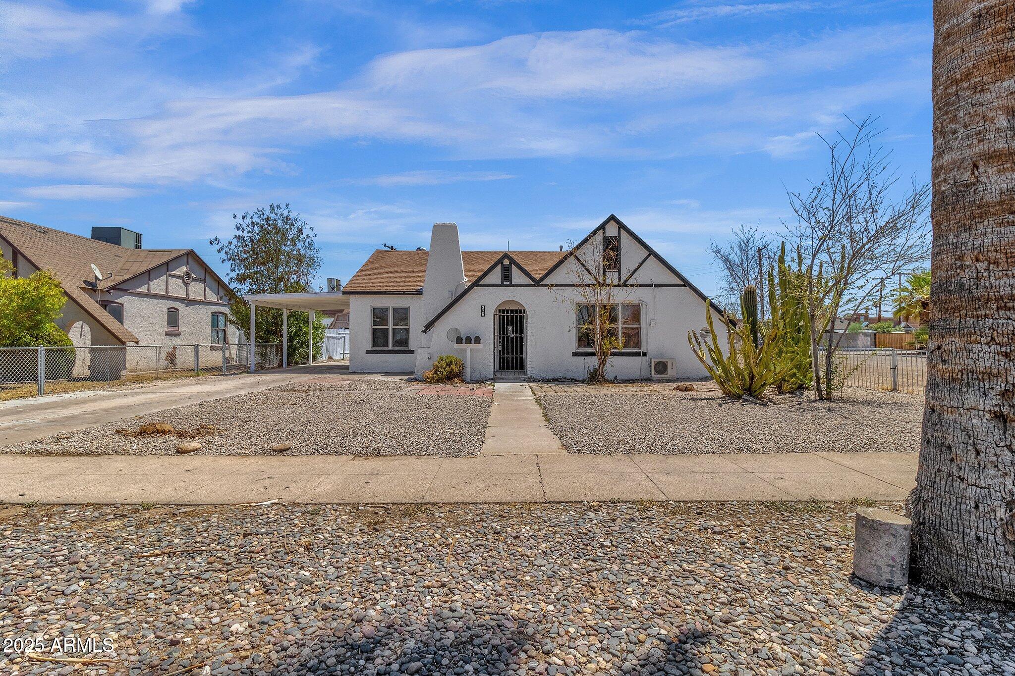 325 N 17TH Drive