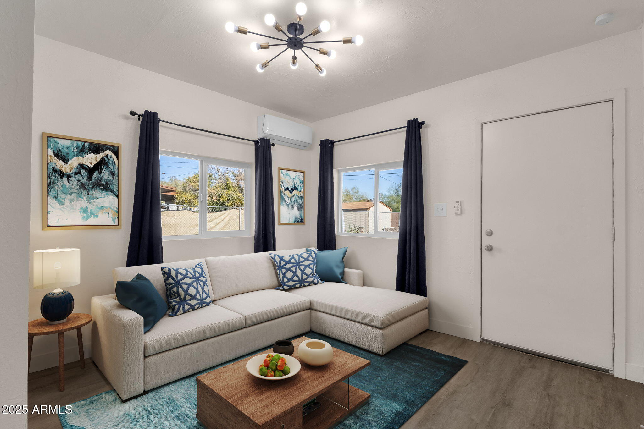 325 N 17TH Drive