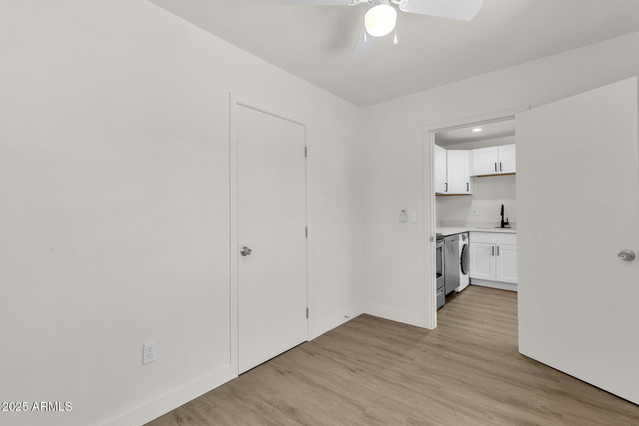 325 N 17TH Drive