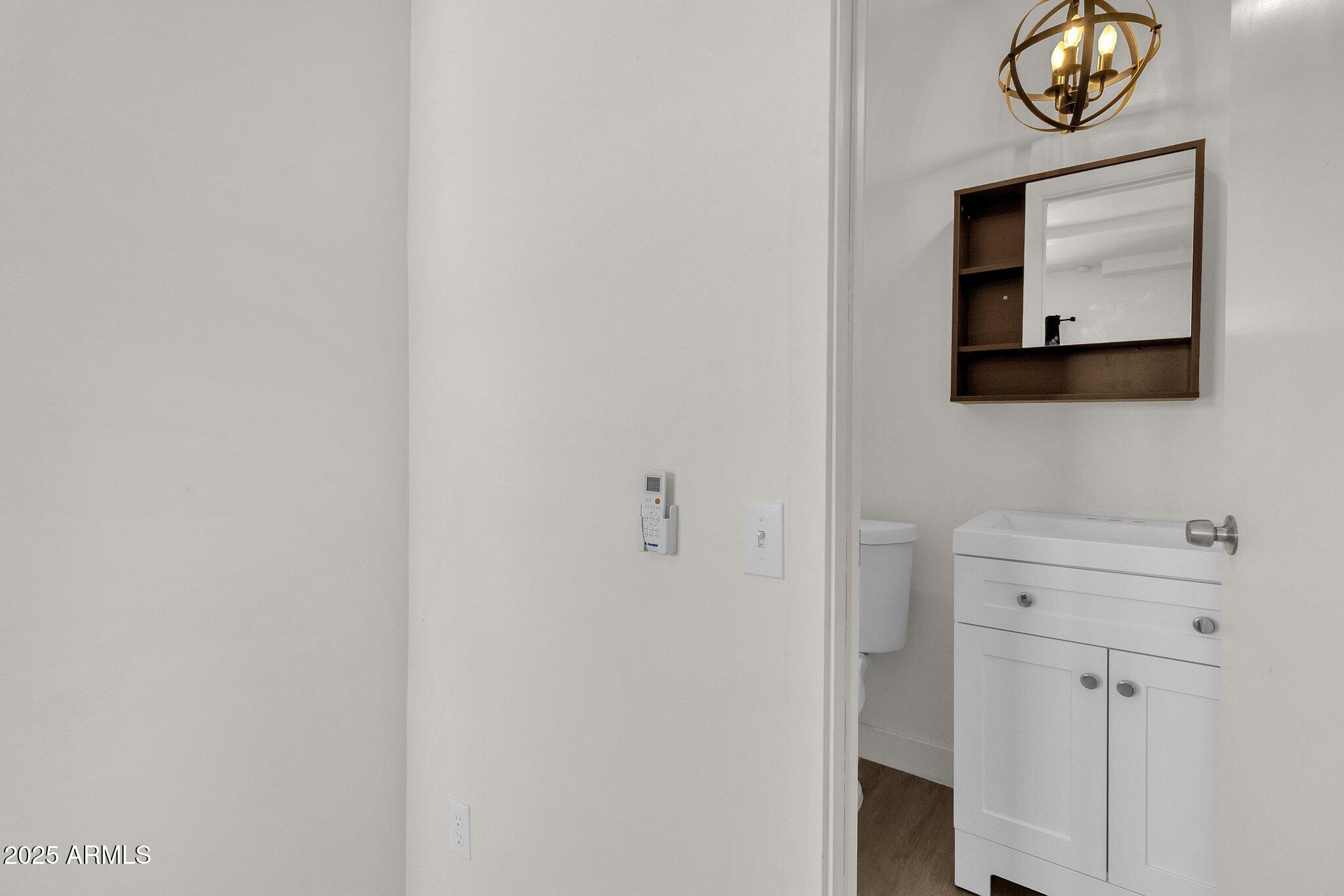 325 N 17TH Drive