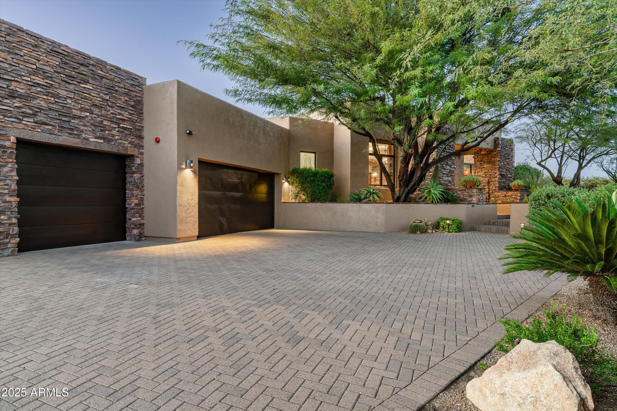 11428 E Salero Drive