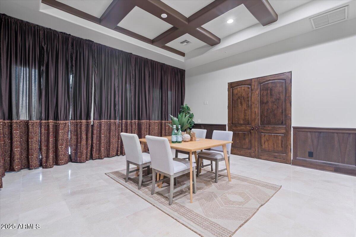 4037 N PINNACLE HILLS Circle