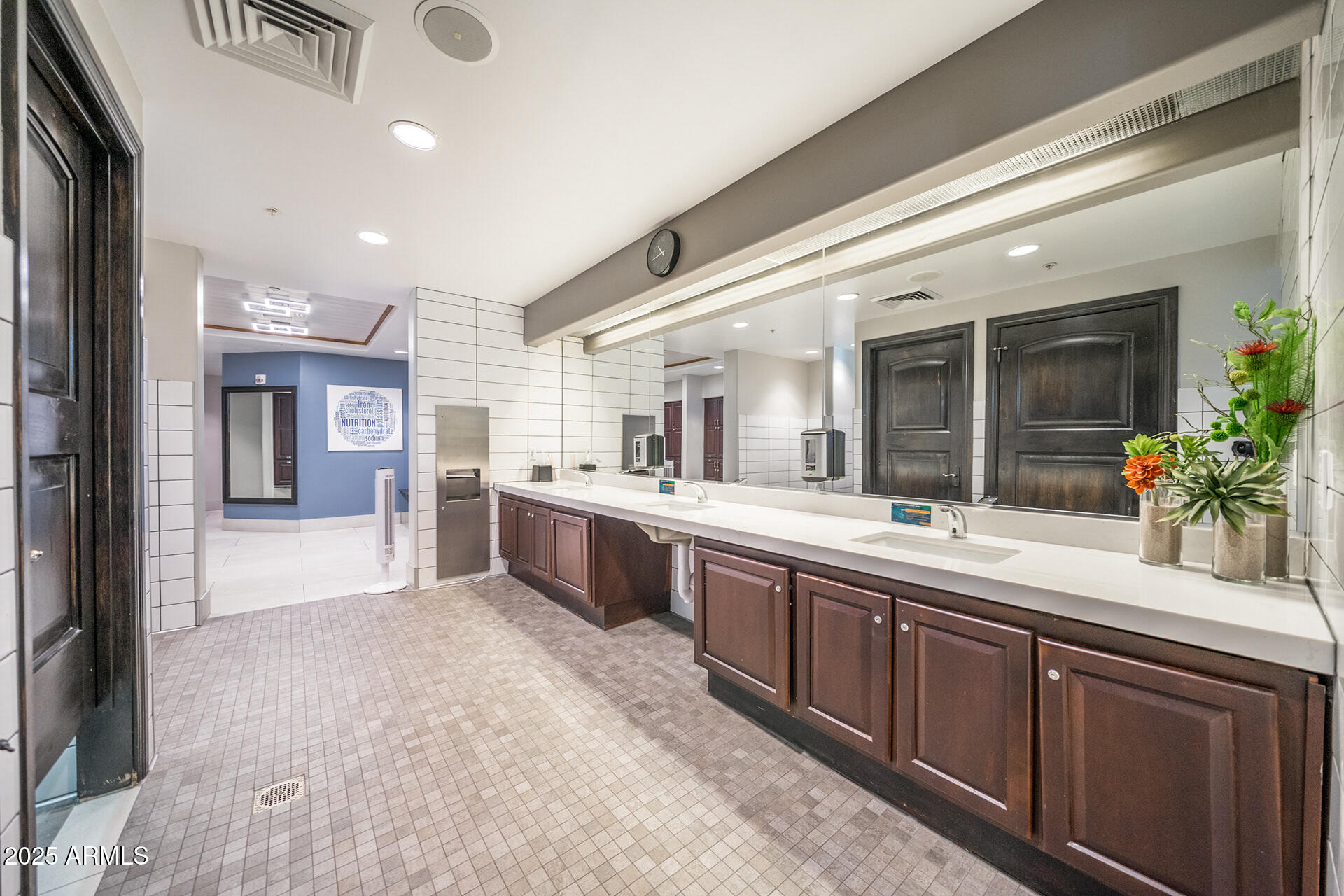 4037 N PINNACLE HILLS Circle