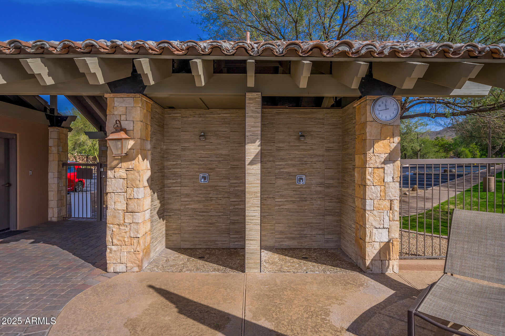 4037 N PINNACLE HILLS Circle