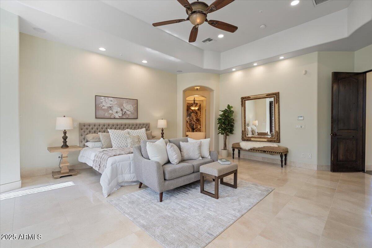 4037 N PINNACLE HILLS Circle