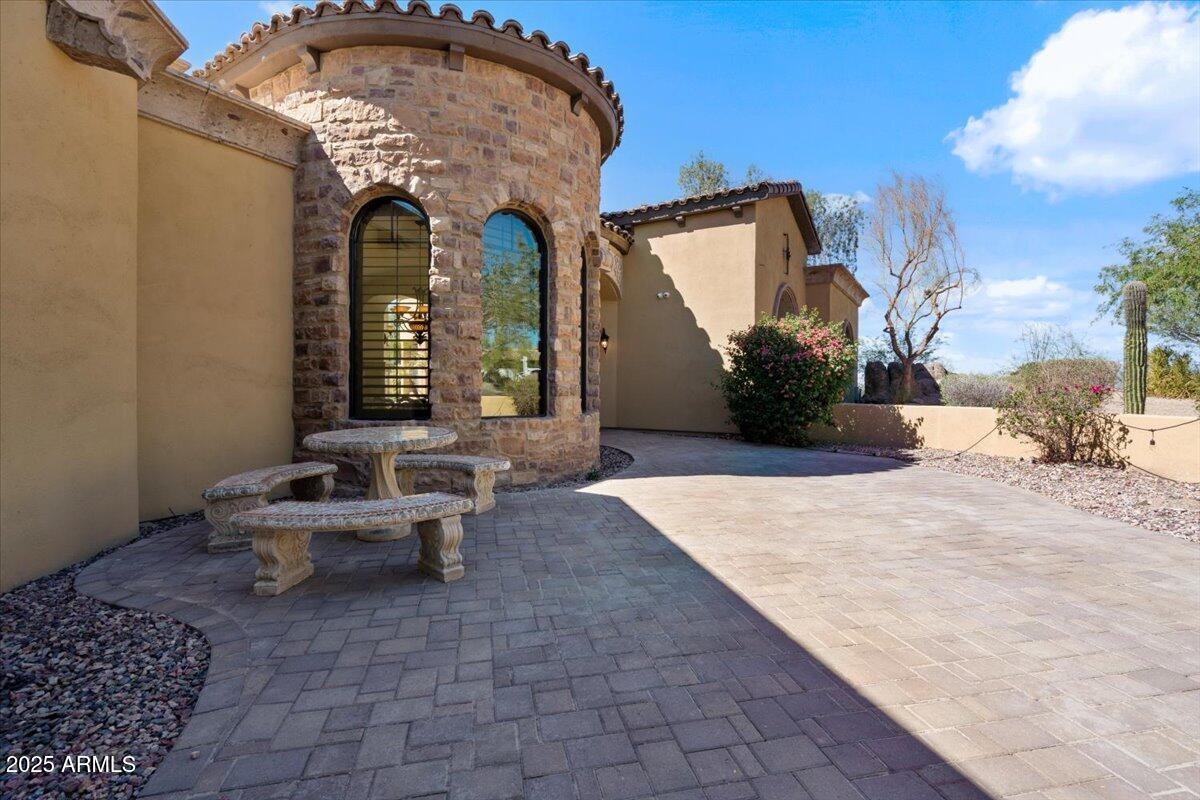 4037 N PINNACLE HILLS Circle