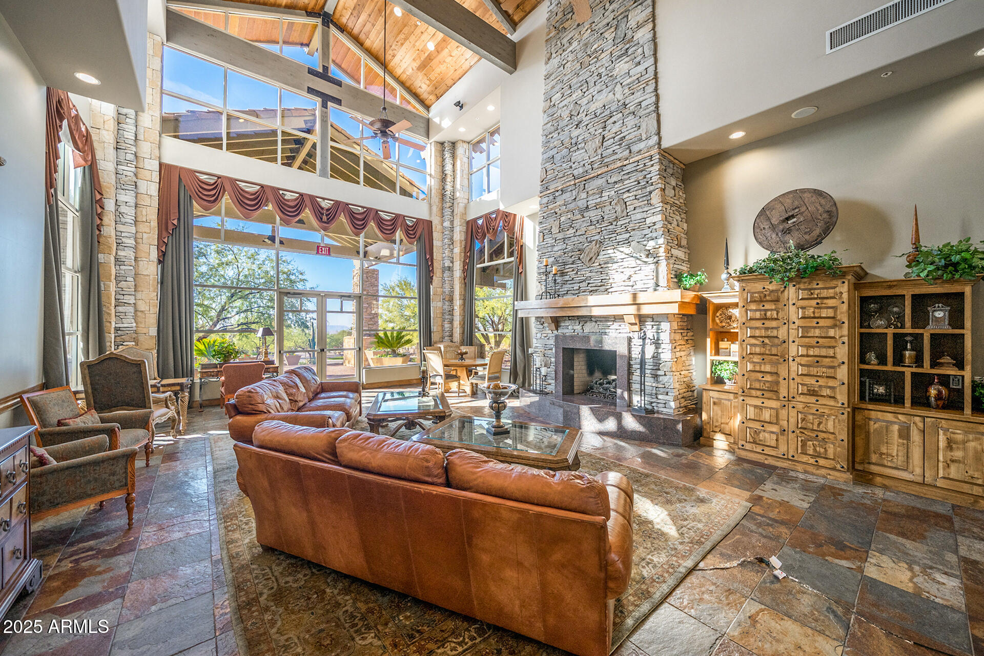 4037 N PINNACLE HILLS Circle