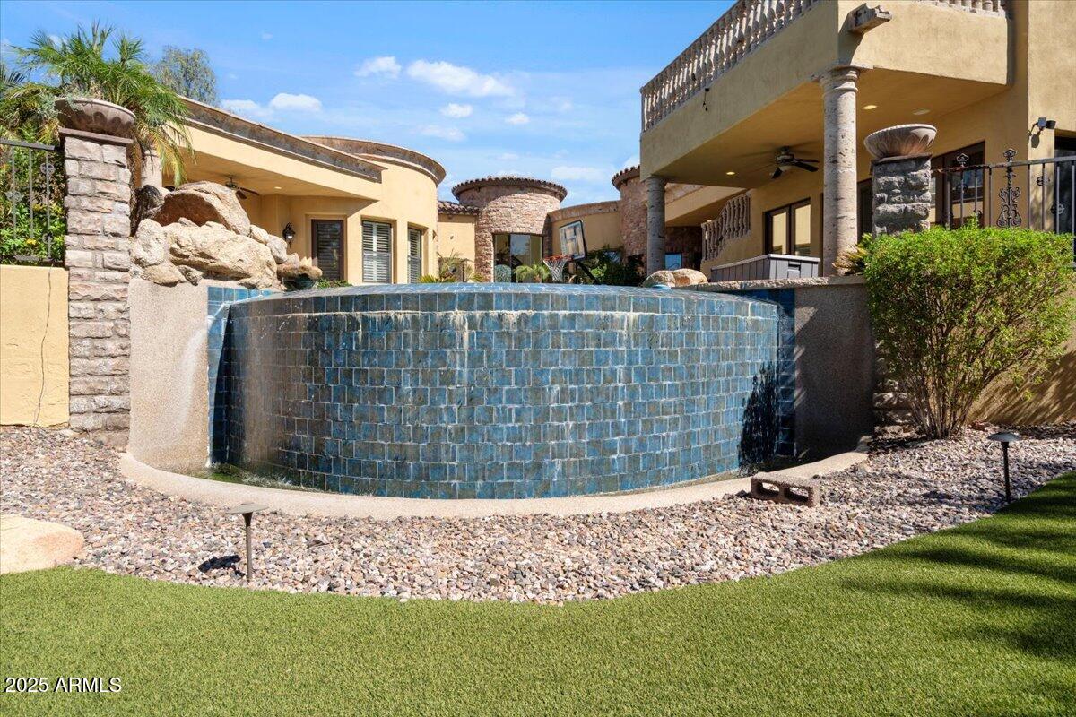4037 N PINNACLE HILLS Circle