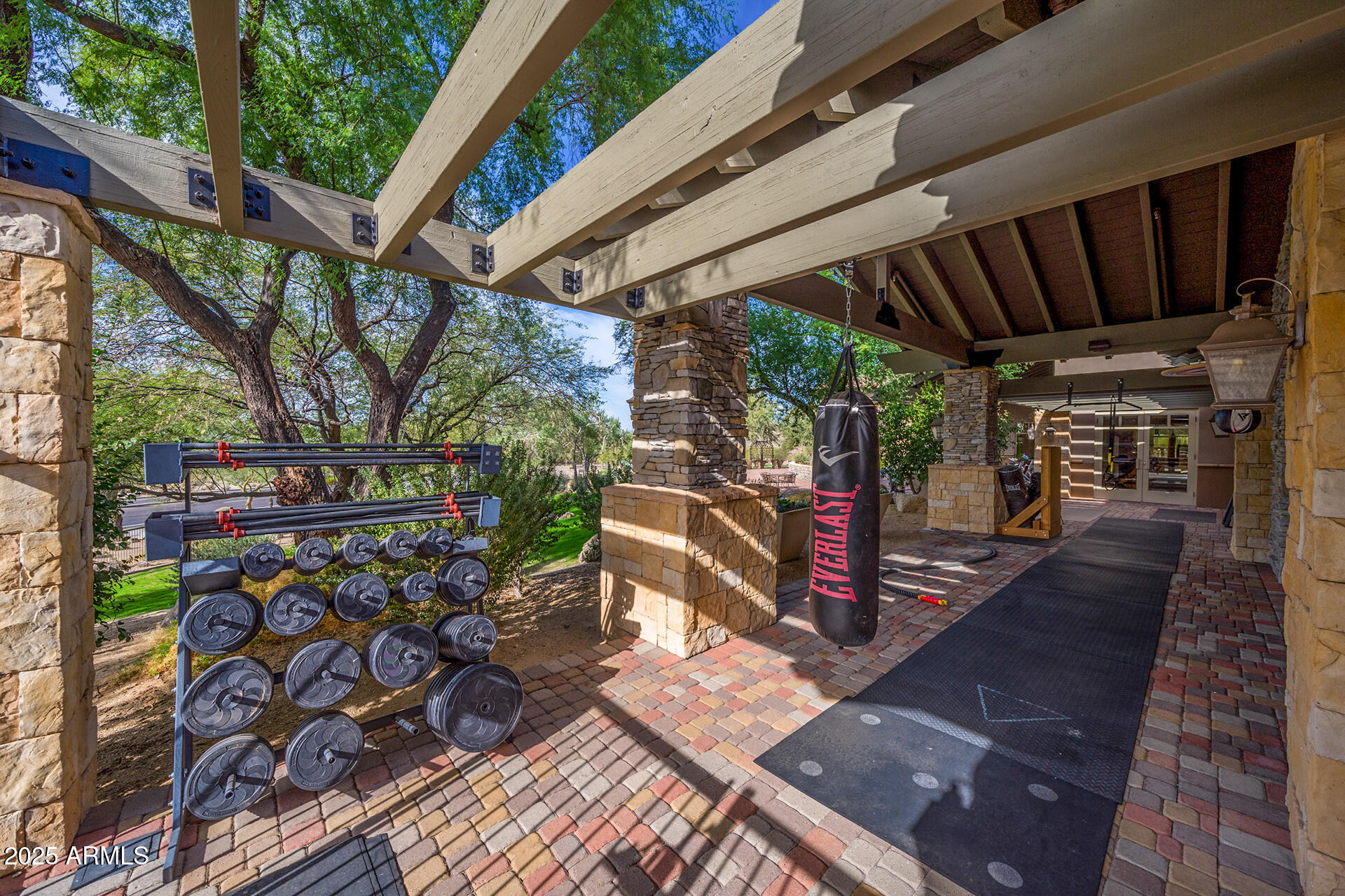 4037 N PINNACLE HILLS Circle