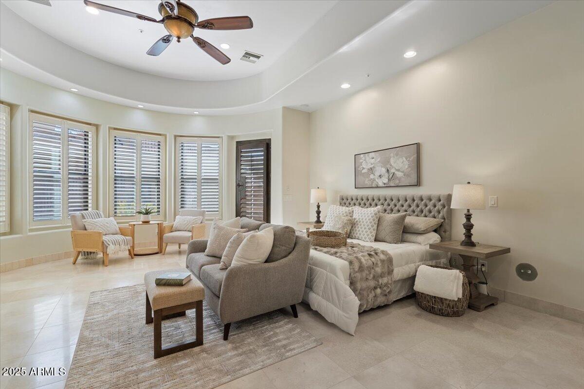 4037 N PINNACLE HILLS Circle