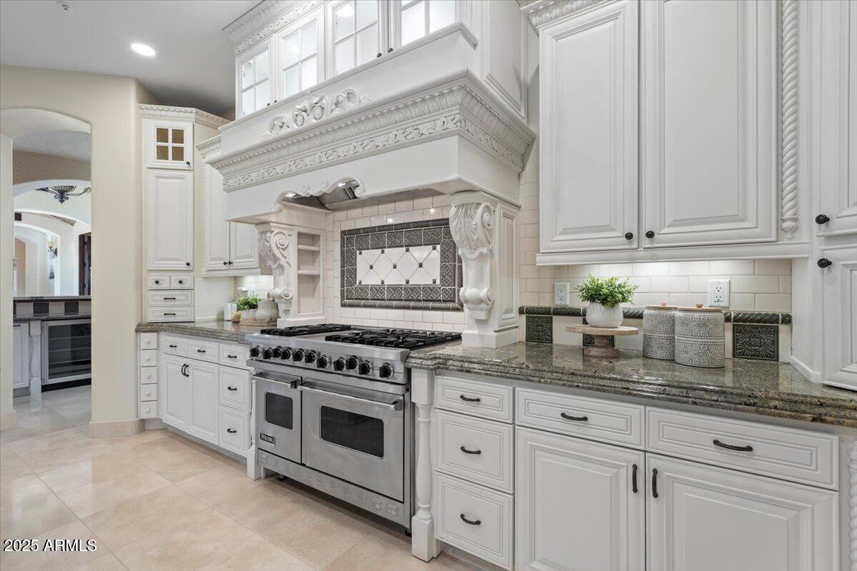 4037 N PINNACLE HILLS Circle