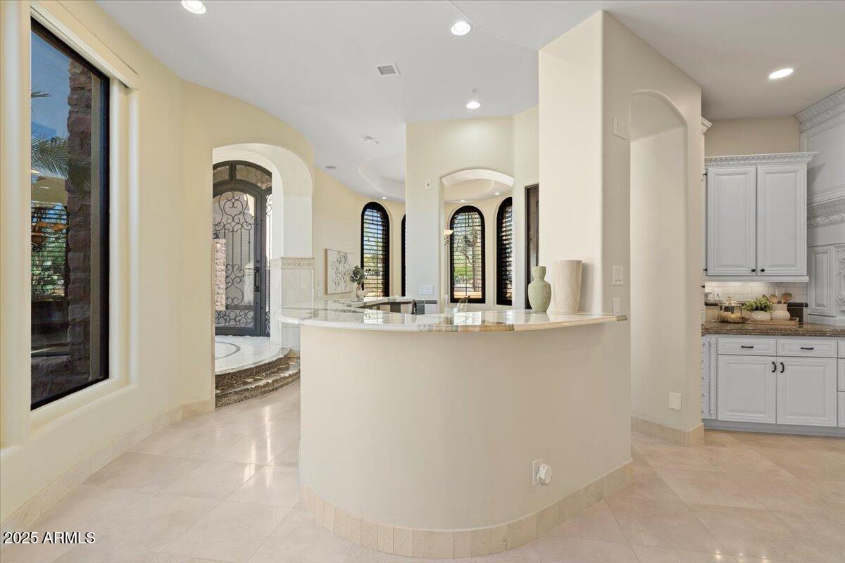 4037 N PINNACLE HILLS Circle