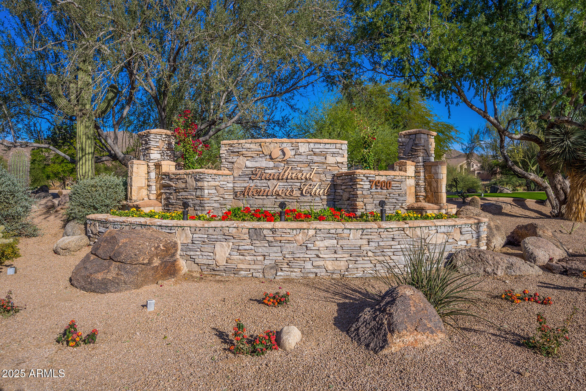 4037 N PINNACLE HILLS Circle