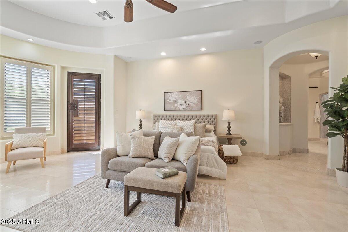 4037 N PINNACLE HILLS Circle