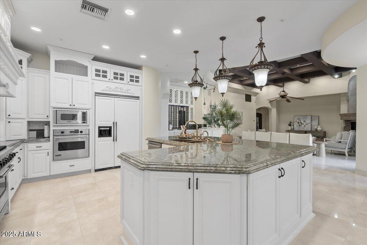 4037 N PINNACLE HILLS Circle