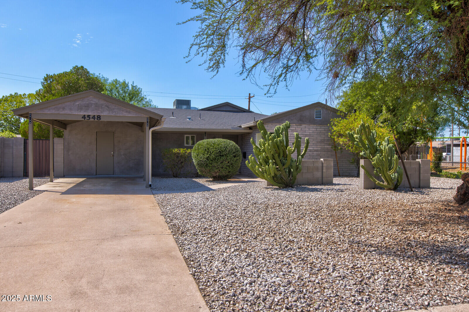 4548 N 11TH Avenue