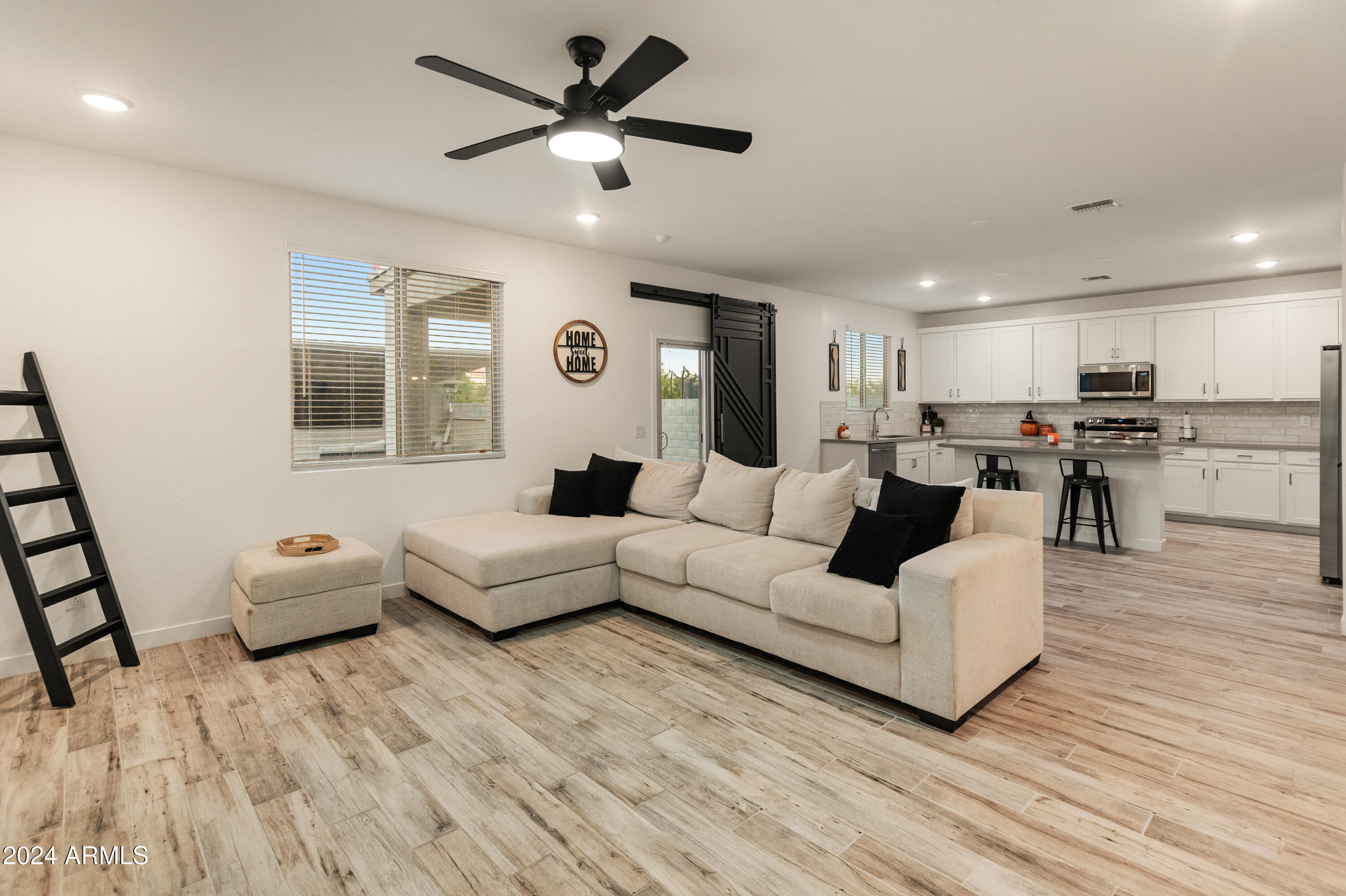 16848 W ALICE Avenue