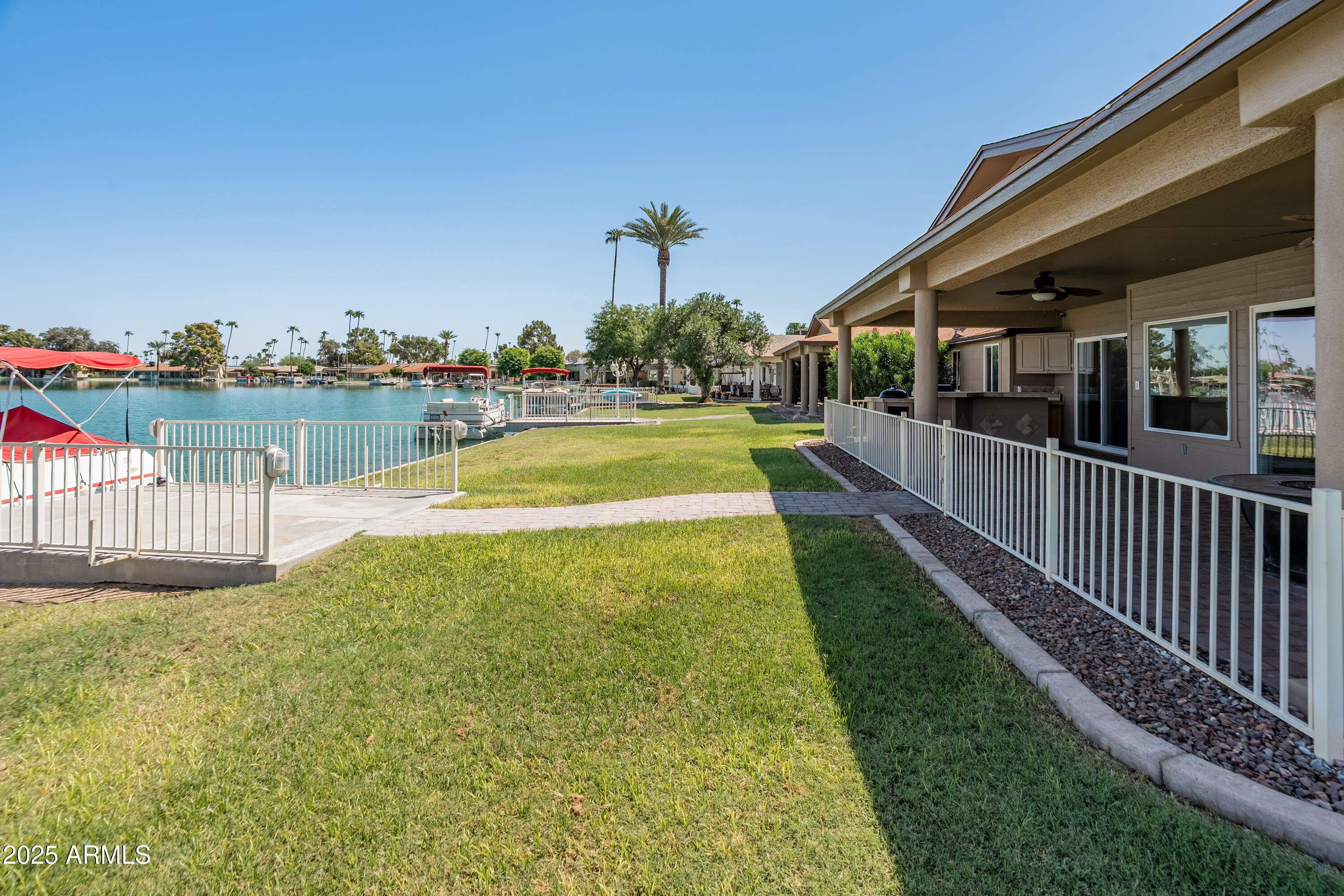 10116 W BOLIVAR Drive