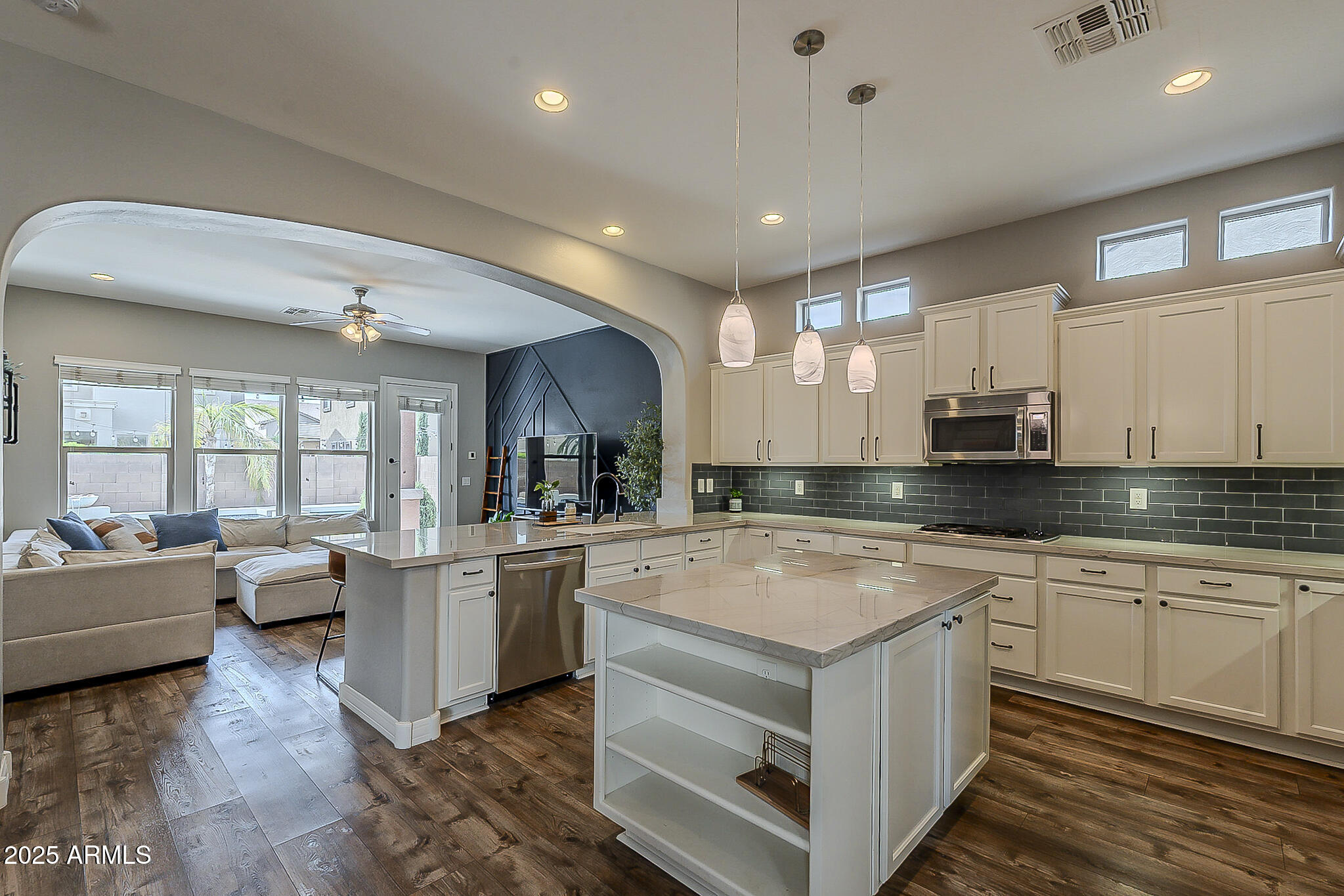 20277 E SILVER CREEK Lane