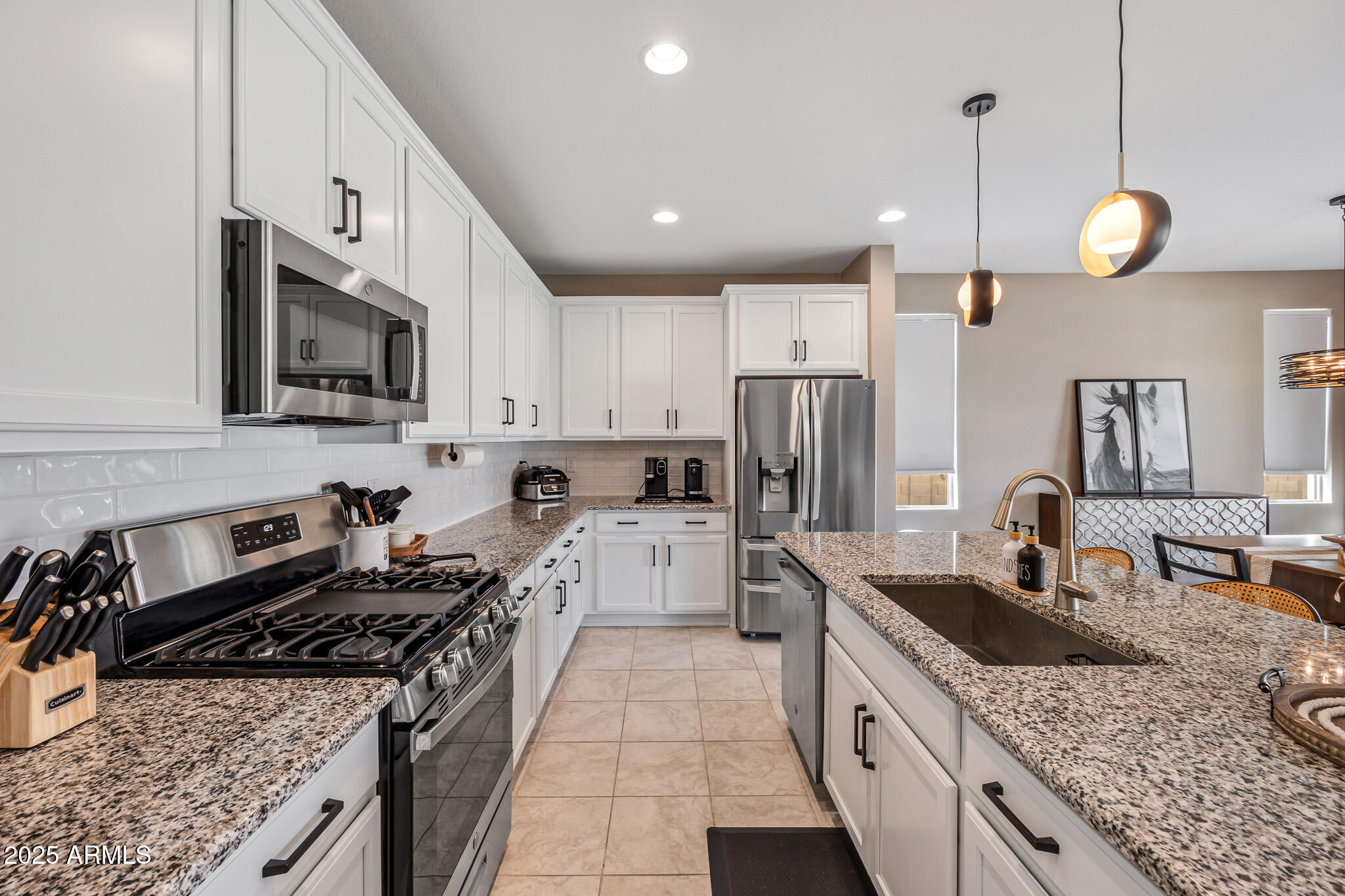 1304 W Desert Hills Drive