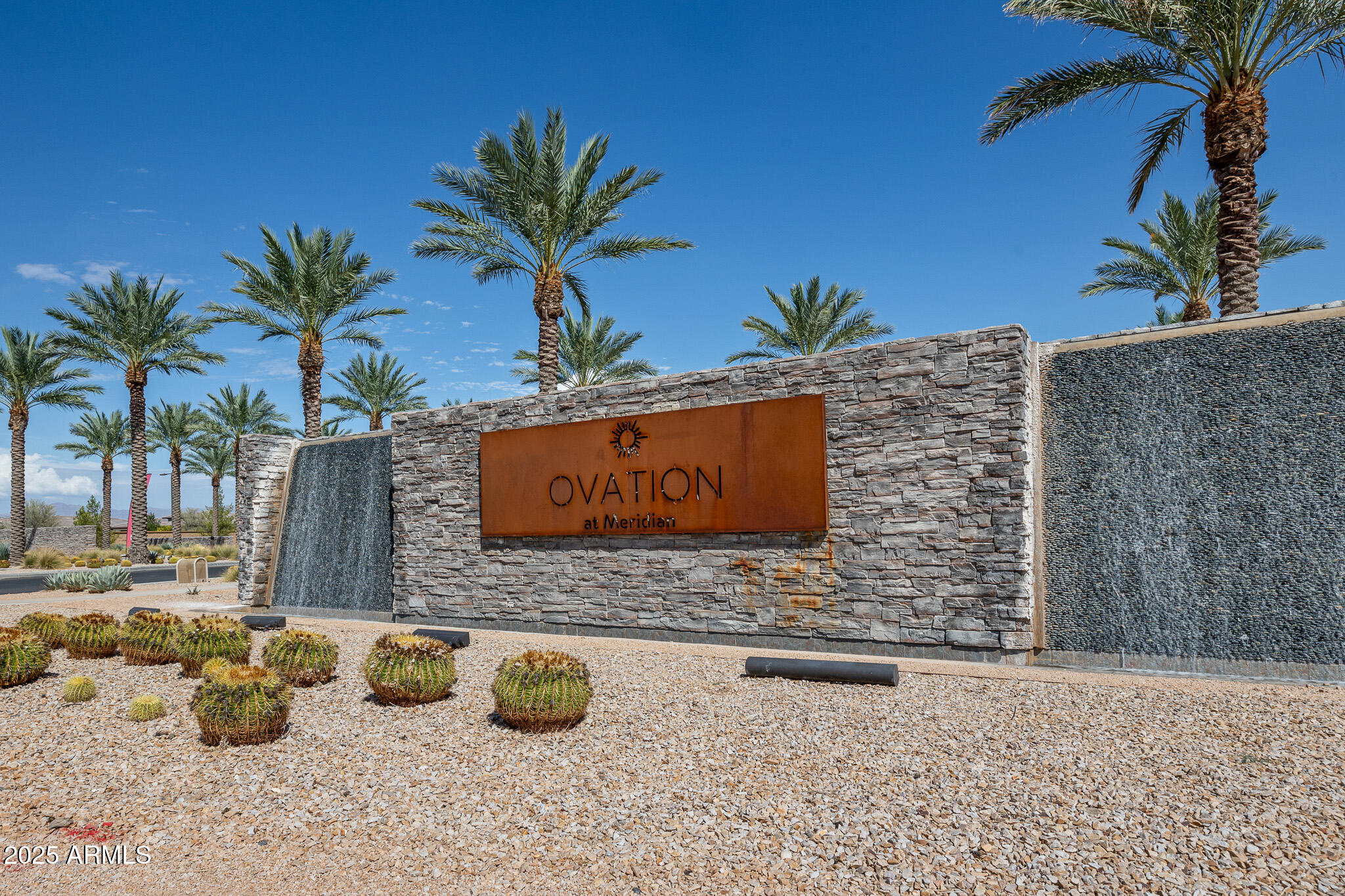 1304 W Desert Hills Drive