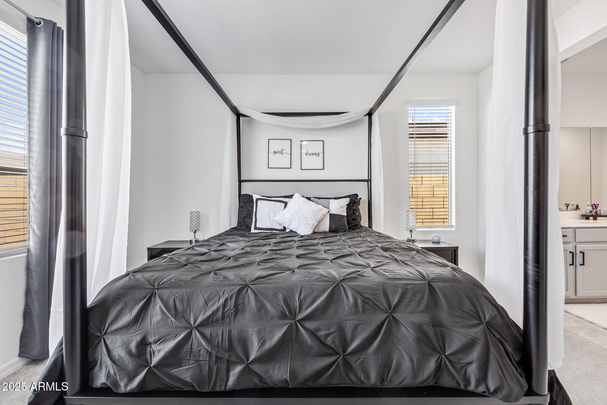 1304 W Desert Hills Drive